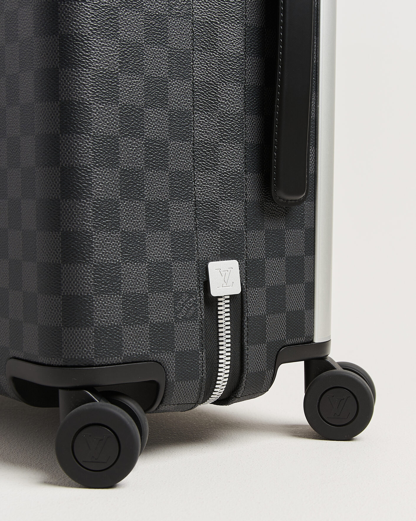 Herren | Pre-Owned & Vintage Bags | Louis Vuitton Pre-Owned | Horizon 55 Damier Graphite