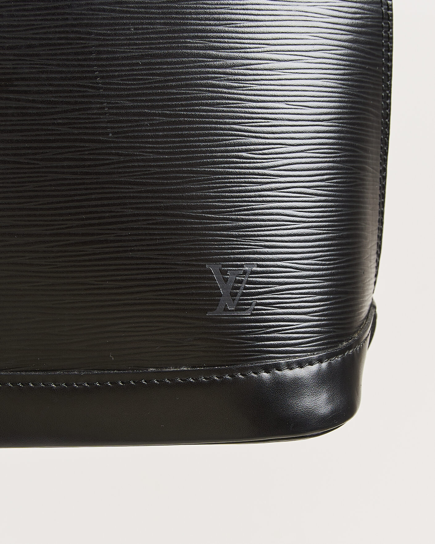 Herren | Pre-Owned & Vintage Bags | Louis Vuitton Pre-Owned | Alma PM Bag Epi Leather Black