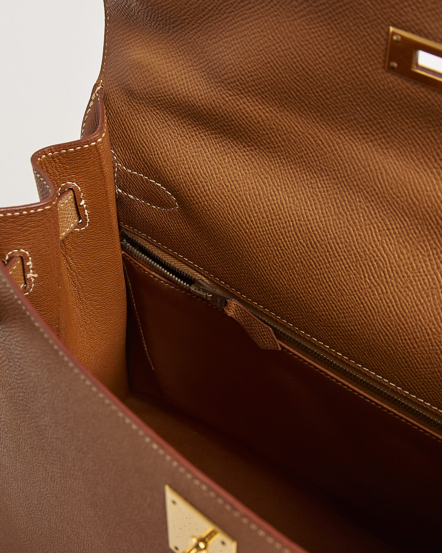 Herren | Pre-Owned & Vintage Bags | Hermès Pre-Owned | Kelly 32 Courchevel Leather Gold