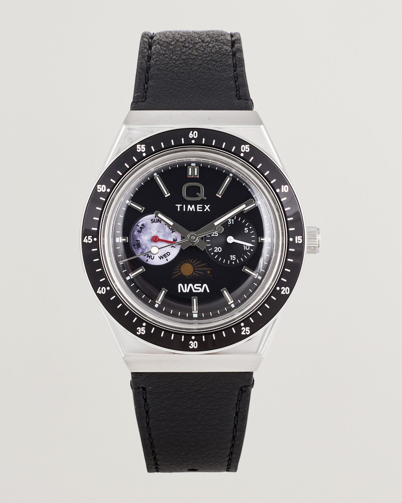 Herren | Timex Q Timex x NASA Luminous Leather Strap 40mm Black Dial | Timex | Q x NASA Luminous Leather Strap 40mm Black Dial