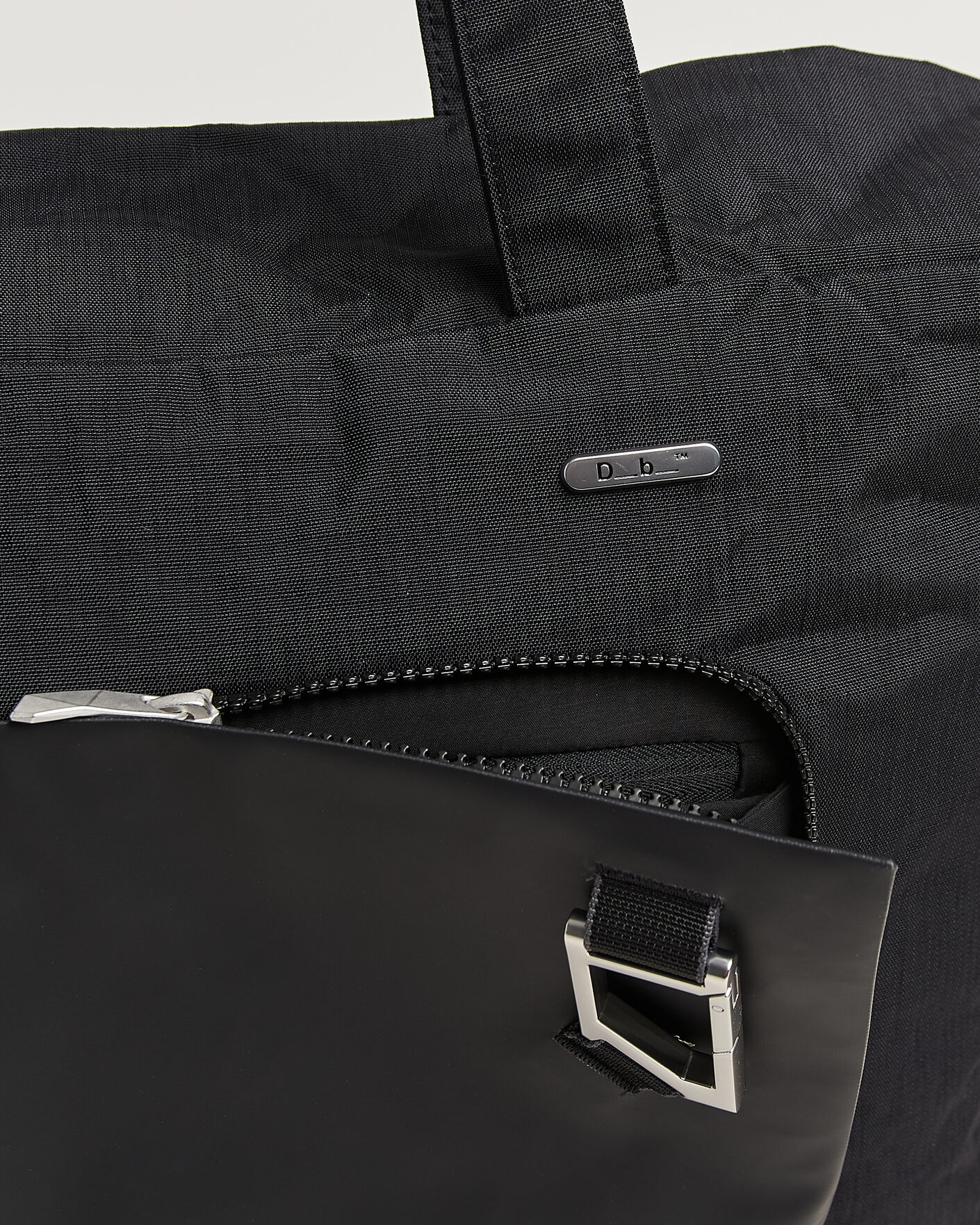 Herren | Taschen | DB | Entour Tote 22L Black Out