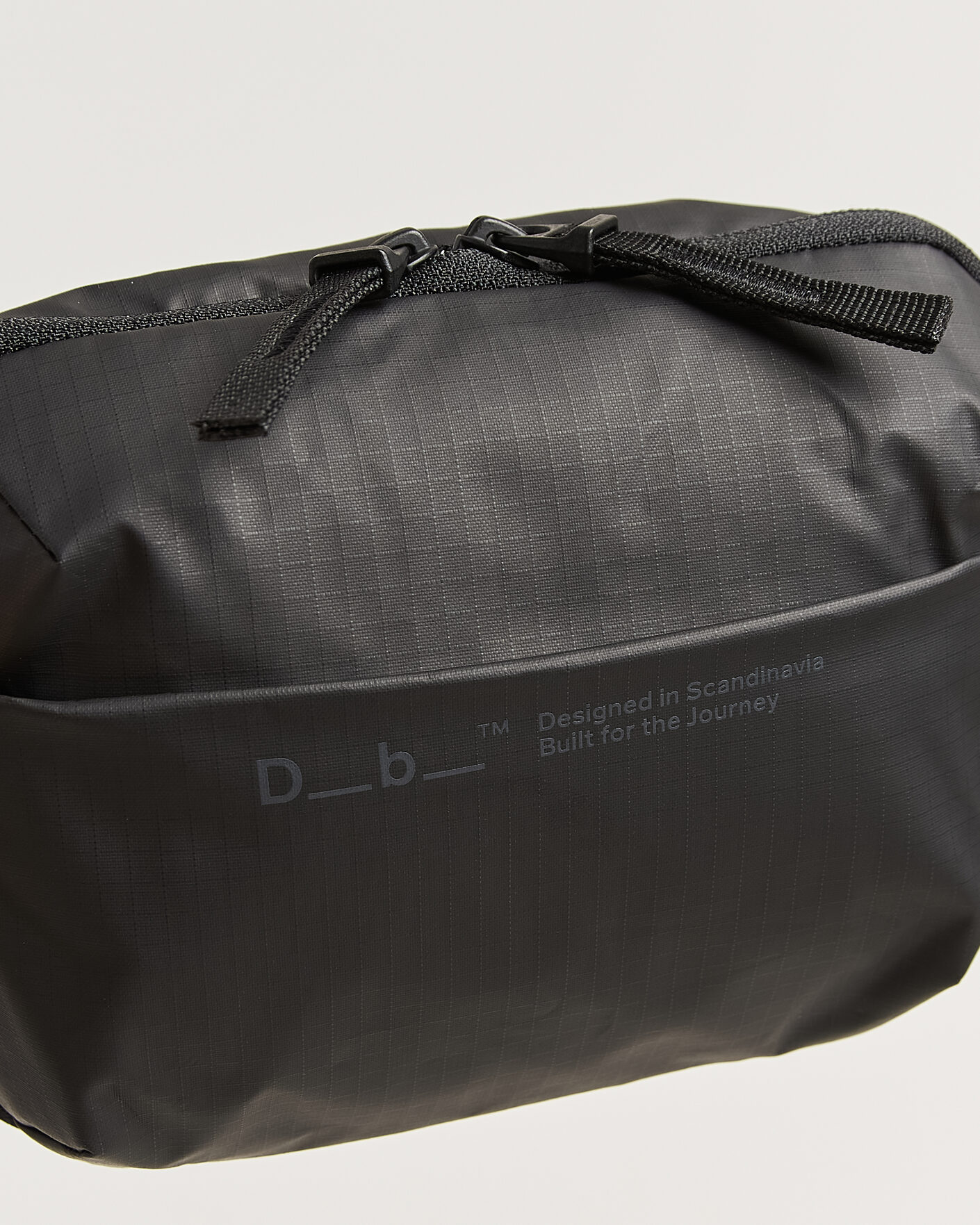 Herren | Taschen | DB | Ramverk Tech Organizer Black Out