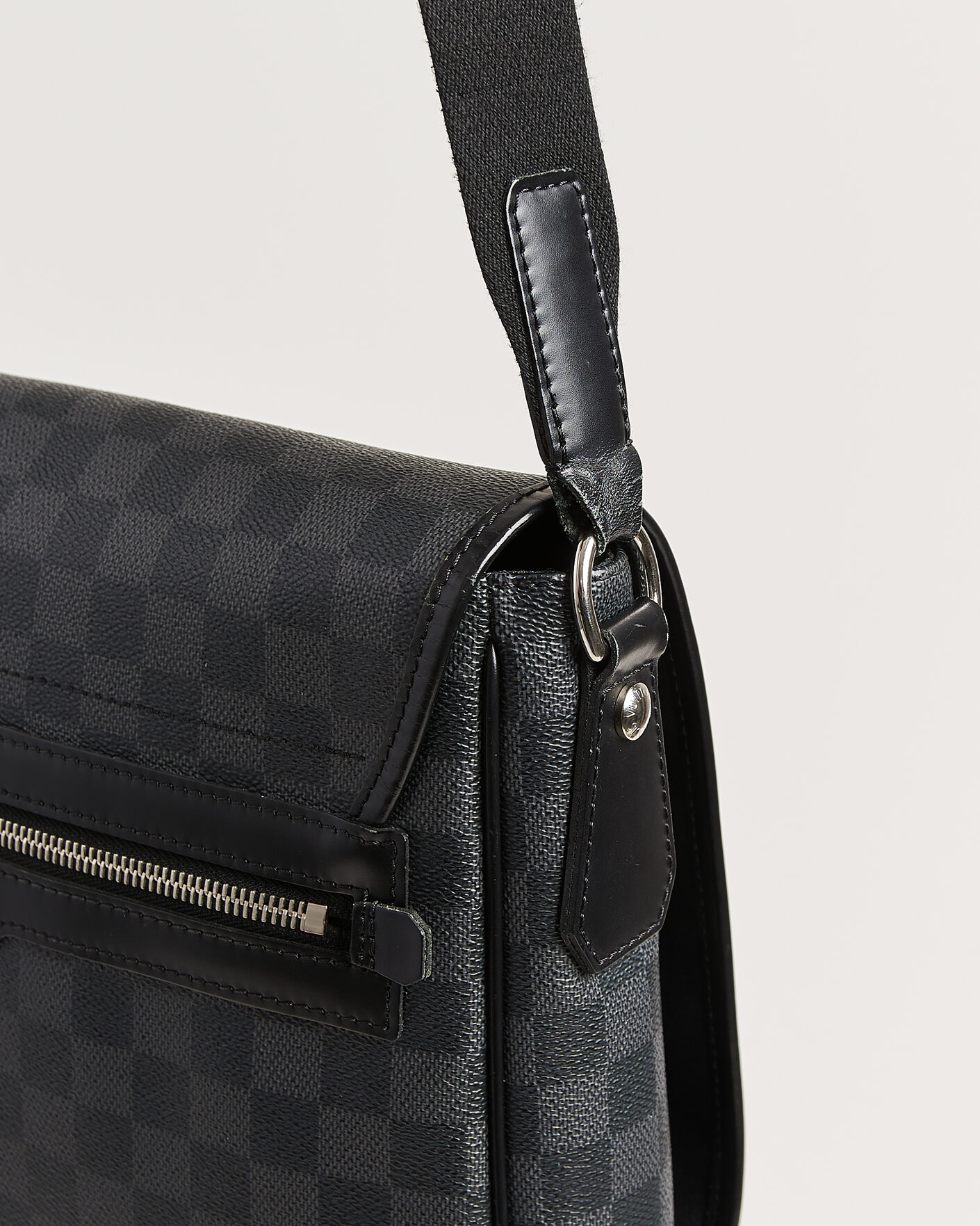 Herren | Pre-Owned & Vintage Bags | Louis Vuitton Pre-Owned | Daniel MM Shoulder Bag Damier Graphite