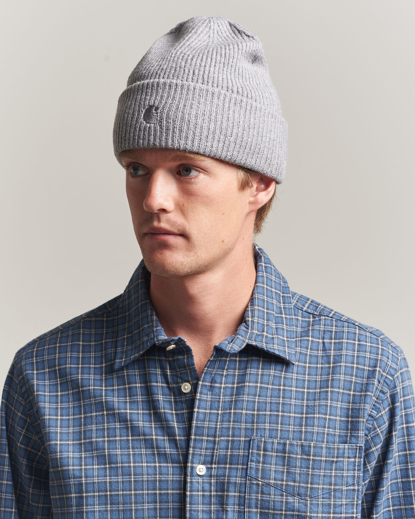 Herren | Mützen | Carhartt WIP | Curtis Tonal Logo Beanie Shady Grey