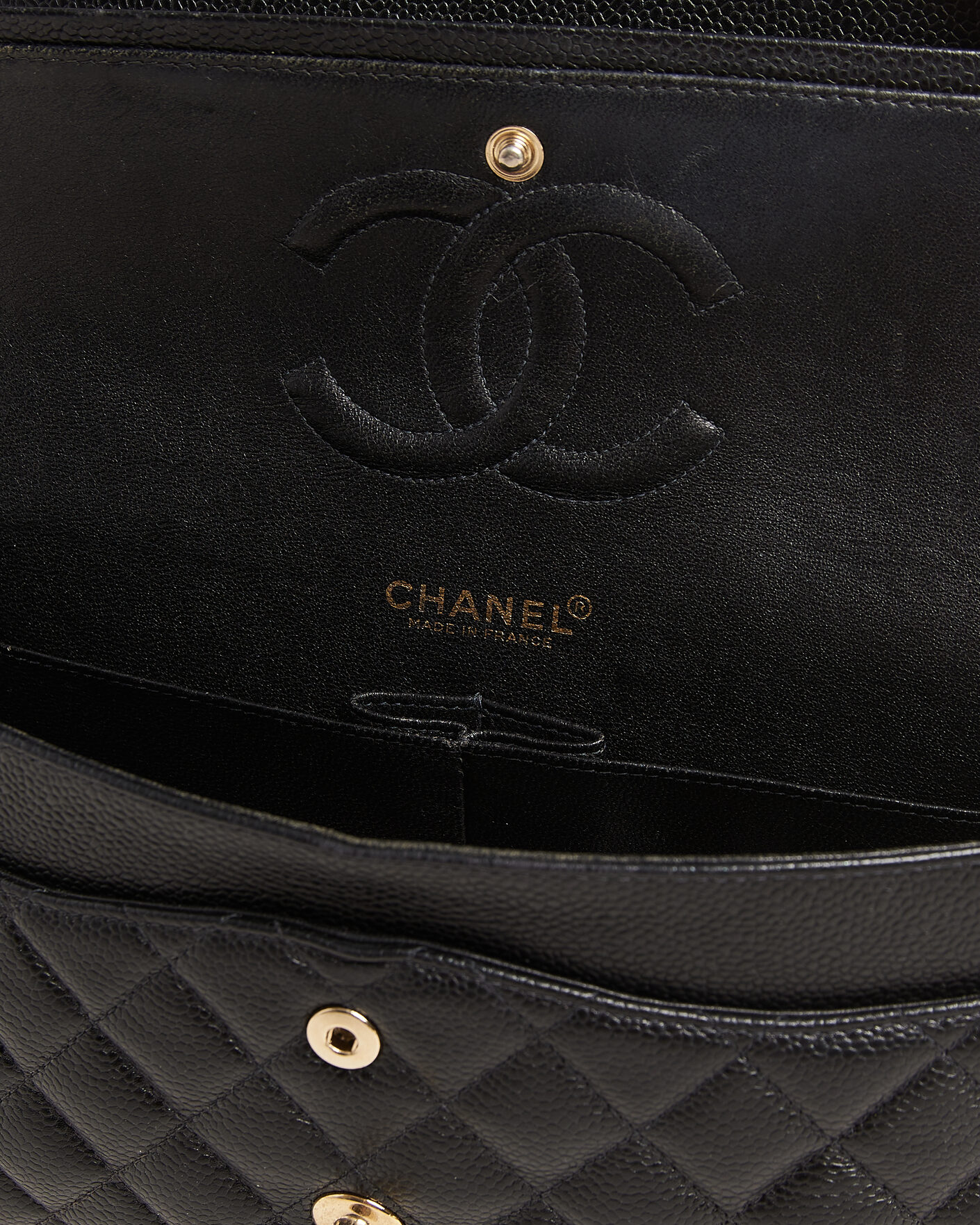 Herren | Chanel Pre-Owned Classic Medium Double Flap Bag Caviar Leather Black | Chanel Pre-Owned | Classic Medium Double Flap Bag Caviar Leather Black