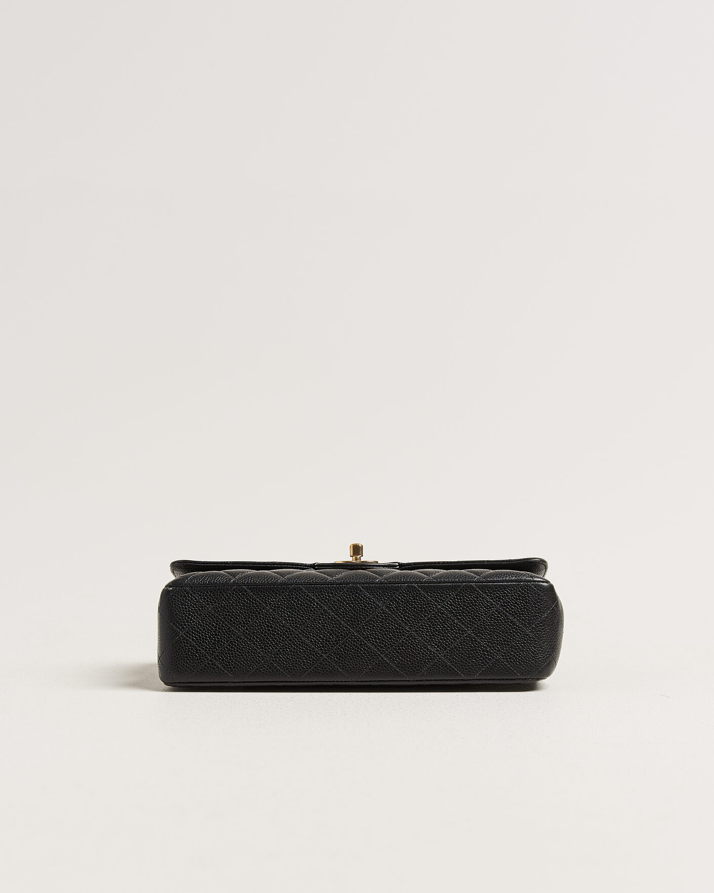 Herren | Chanel Pre-Owned Classic Medium Double Flap Bag Caviar Leather Black | Chanel Pre-Owned | Classic Medium Double Flap Bag Caviar Leather Black