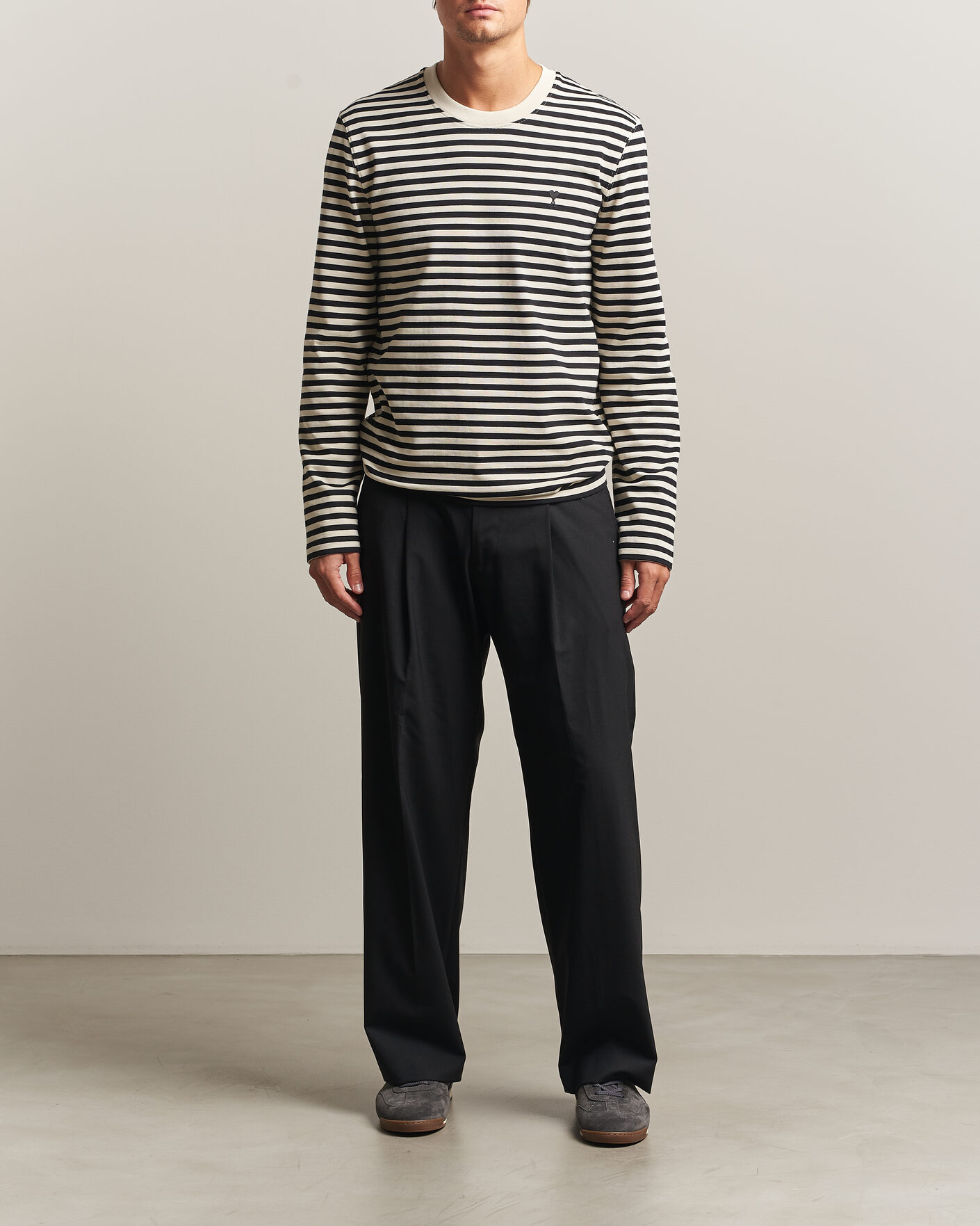 Herren | T-Shirts | AMI | Black Heart Logo Striped Long Sleeve T-Shirt Black/Ivory