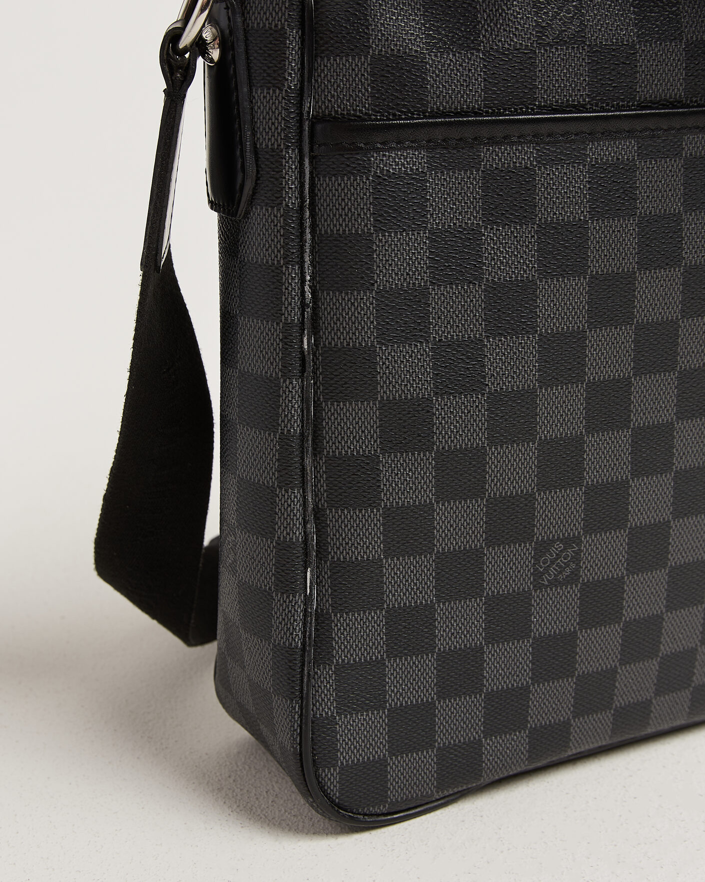 Herren | Pre-Owned & Vintage Bags | Louis Vuitton Pre-Owned | Daniel Shoulder Bag MM Damier Graphite