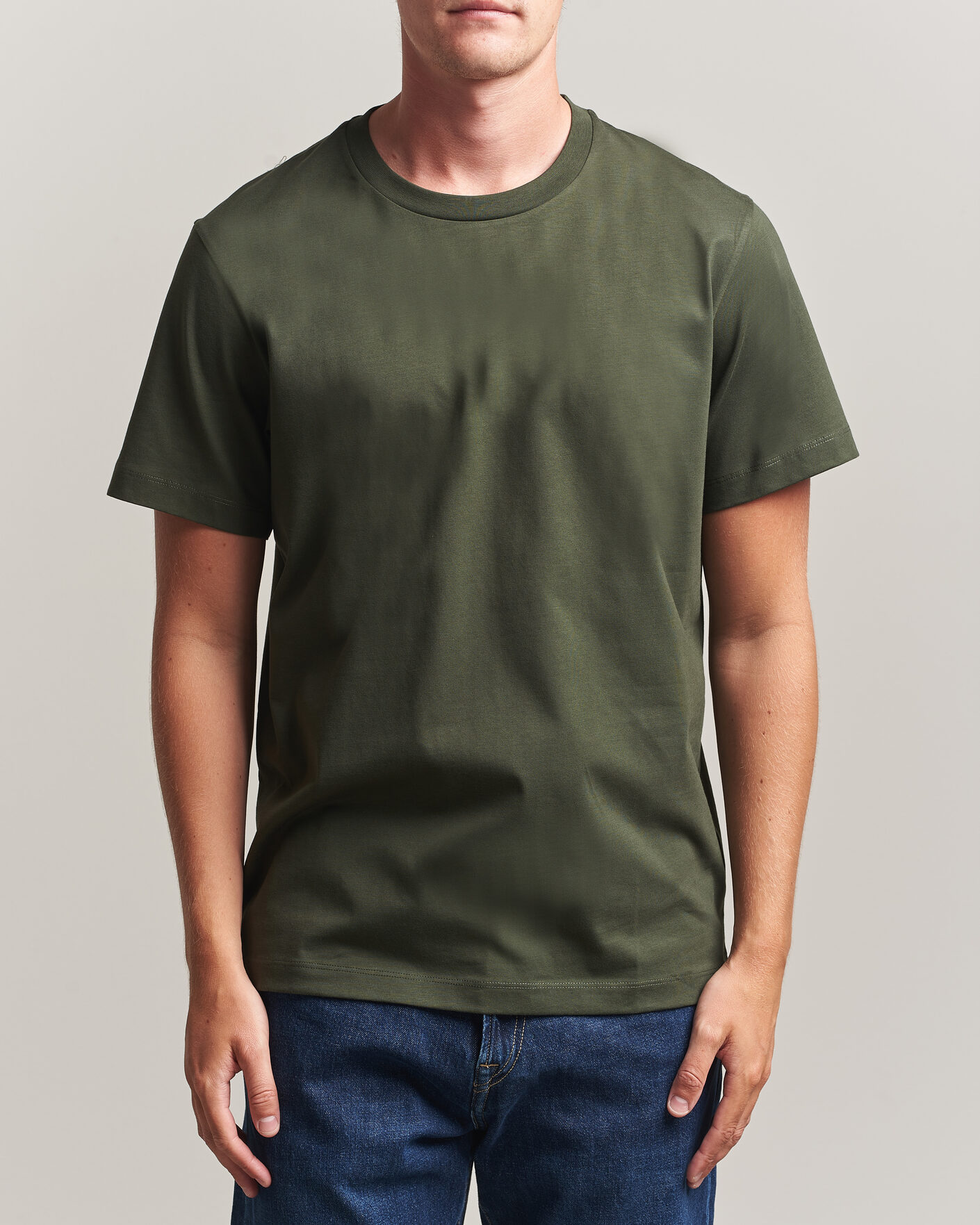 Herren | T-Shirts | Filippa K | Filip Crew Neck T-Shirt Night Green