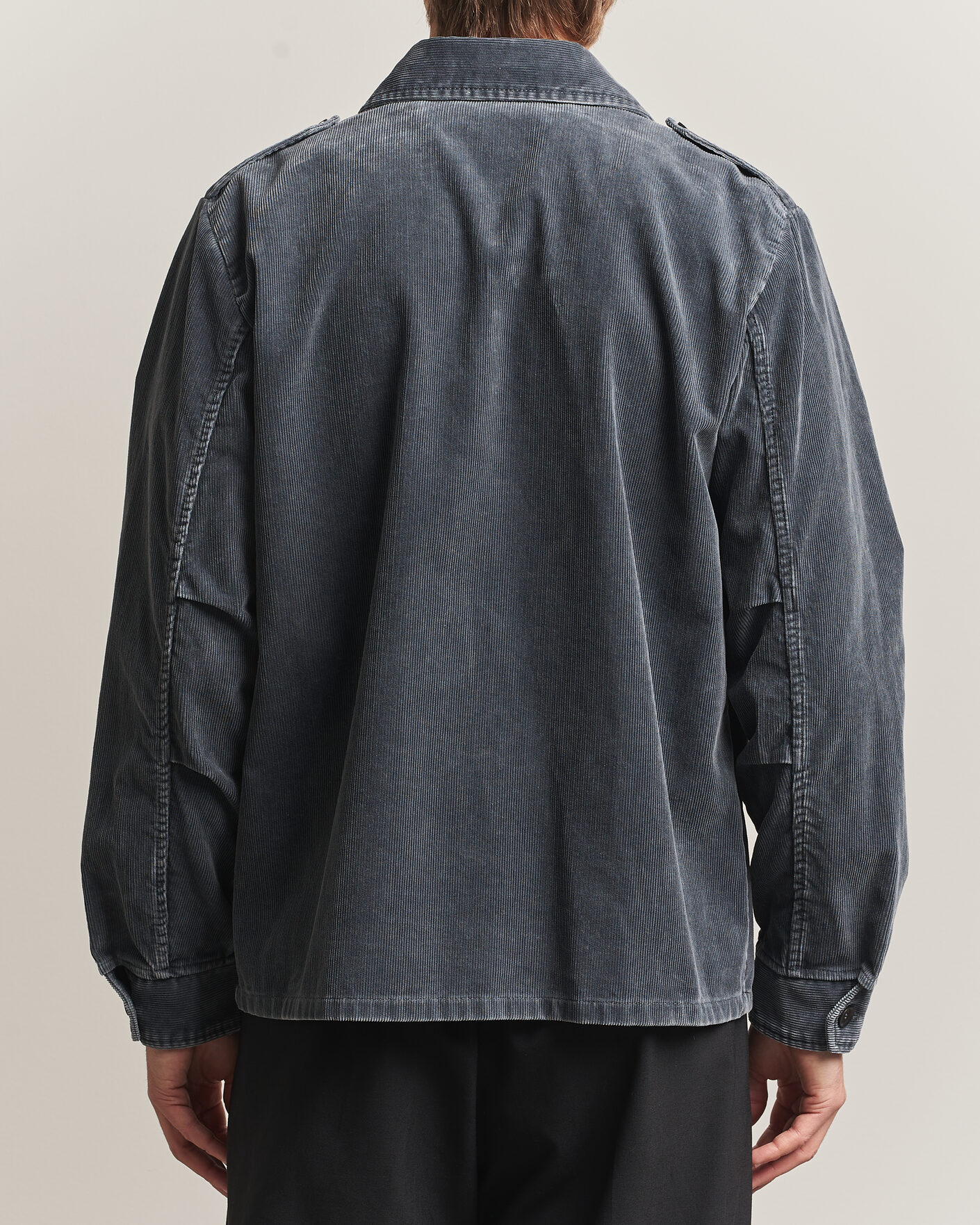Herren | Hemden | Aspesi | Double Pocket Corduroy Overshirt Washed Black
