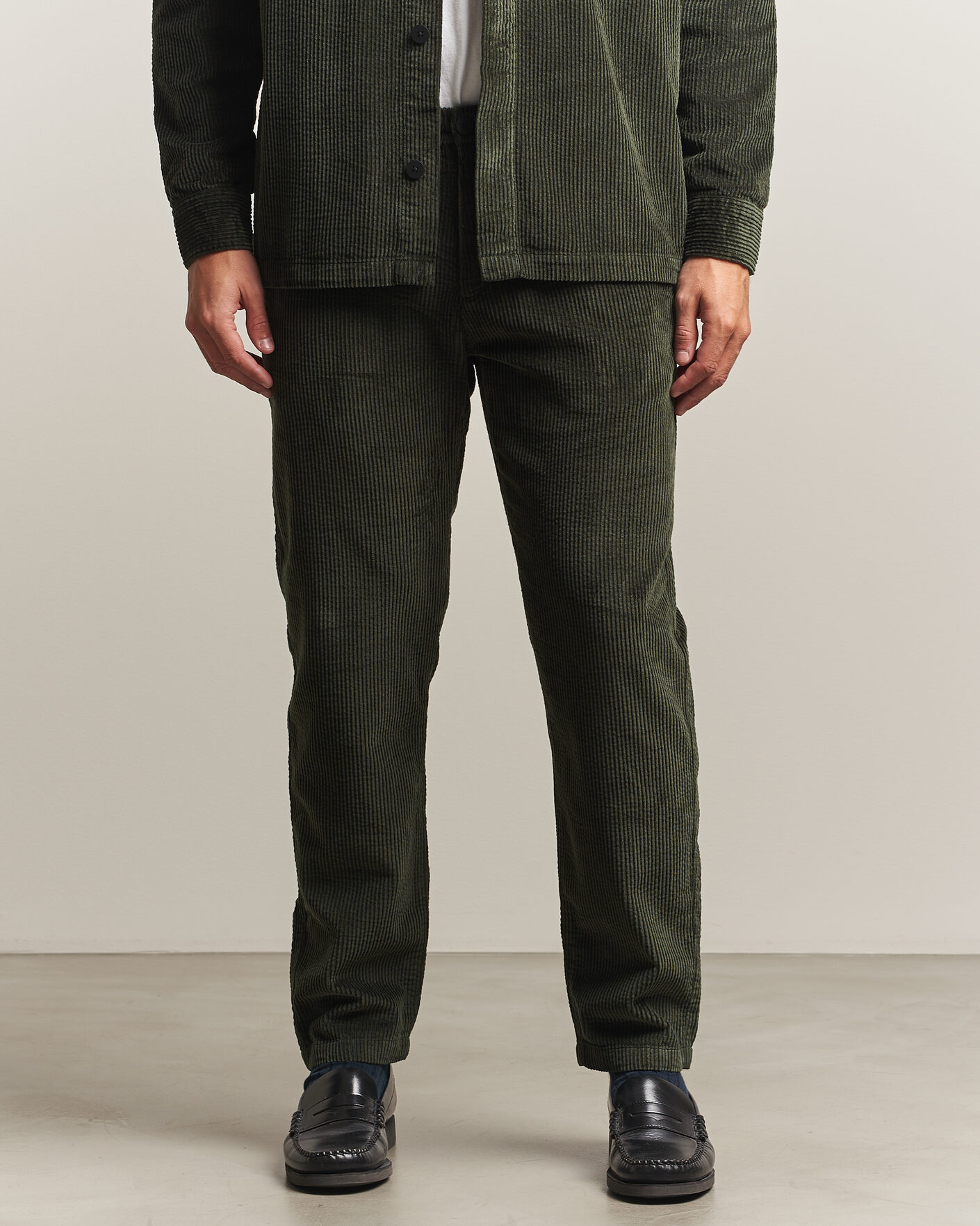 Herren | Hosen | KnowledgeCotton Apparel | Chuck Regular Cord Trousers Forest Night