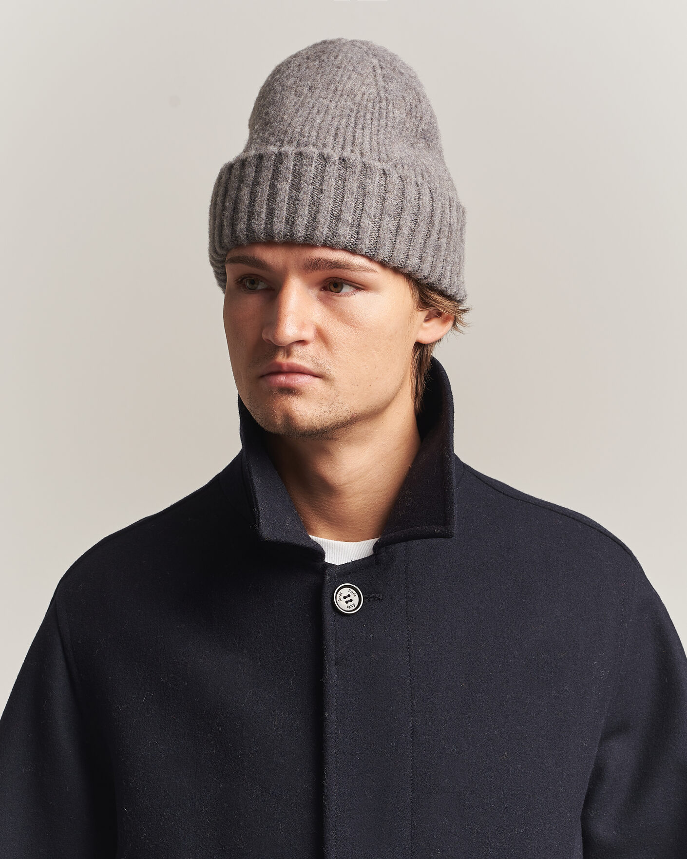 Herren | Mützen | Robert Mackie | Rona Ribbed Shaggy Lambswool Beanie Light Brown