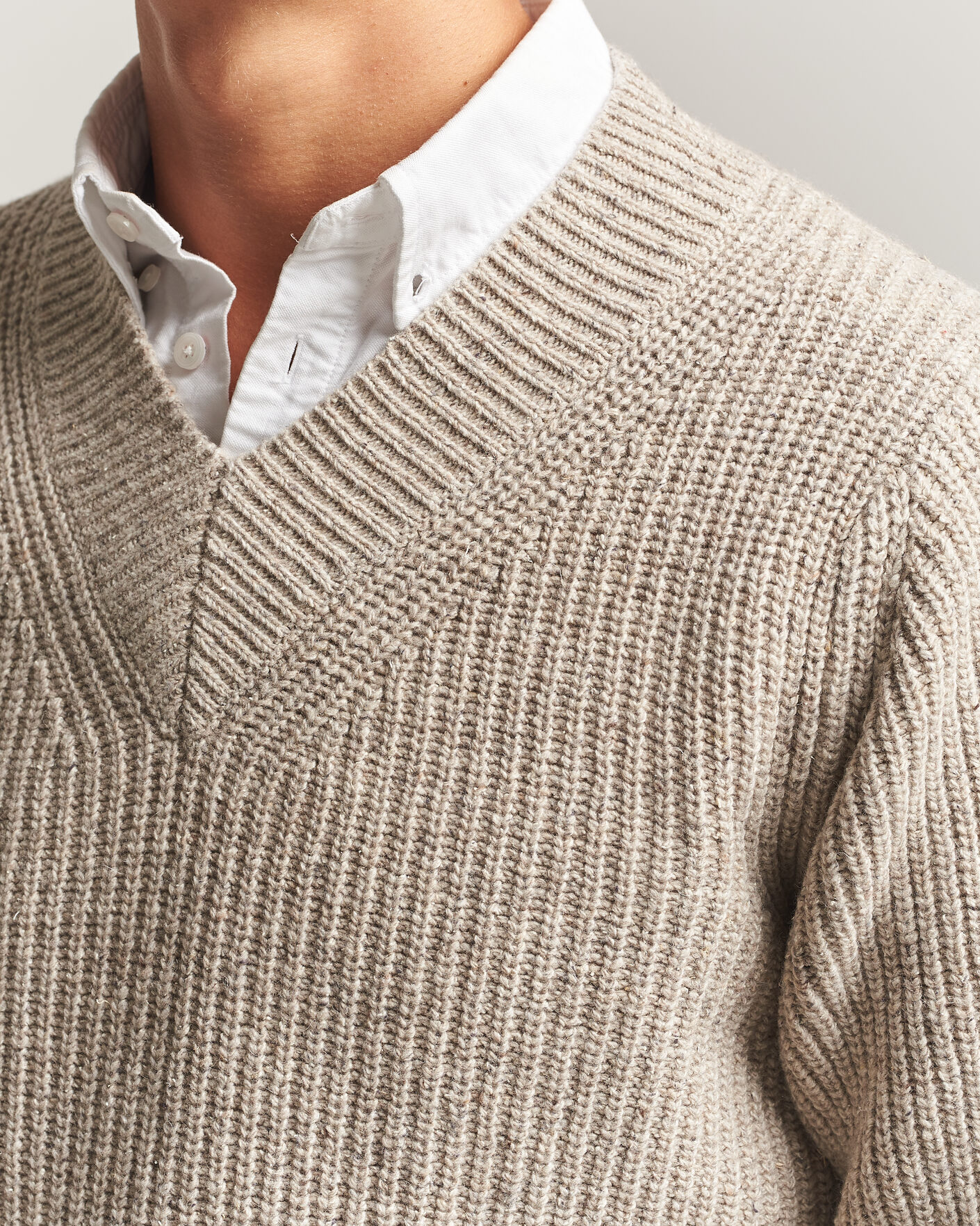 Herren | Pullover | Morgano | Fisherman Ribb Donegal Knitted V-Neck Beige