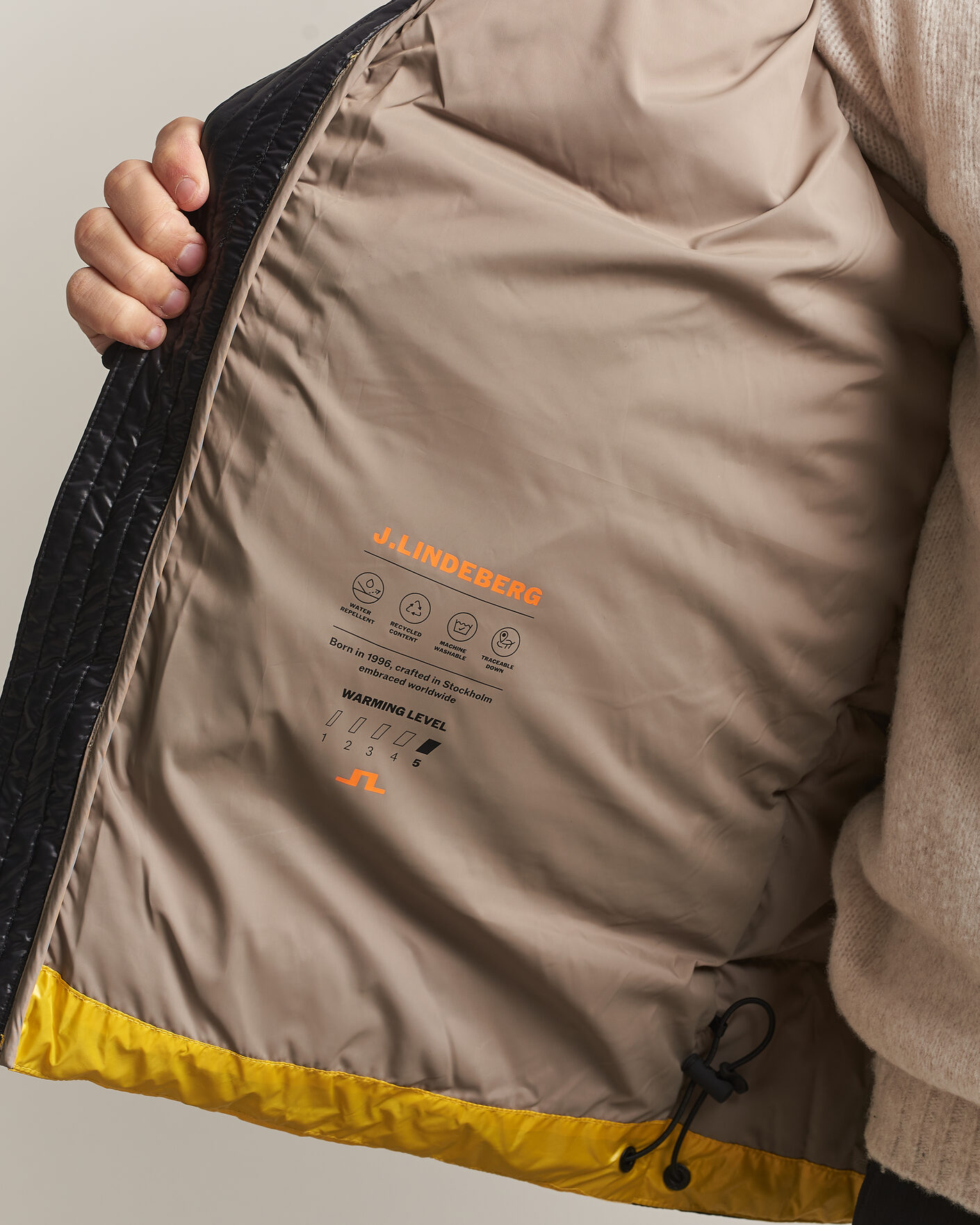 Herren | Jacken | J.Lindeberg | Creek Block Hooded Down Jacket Bumblebee