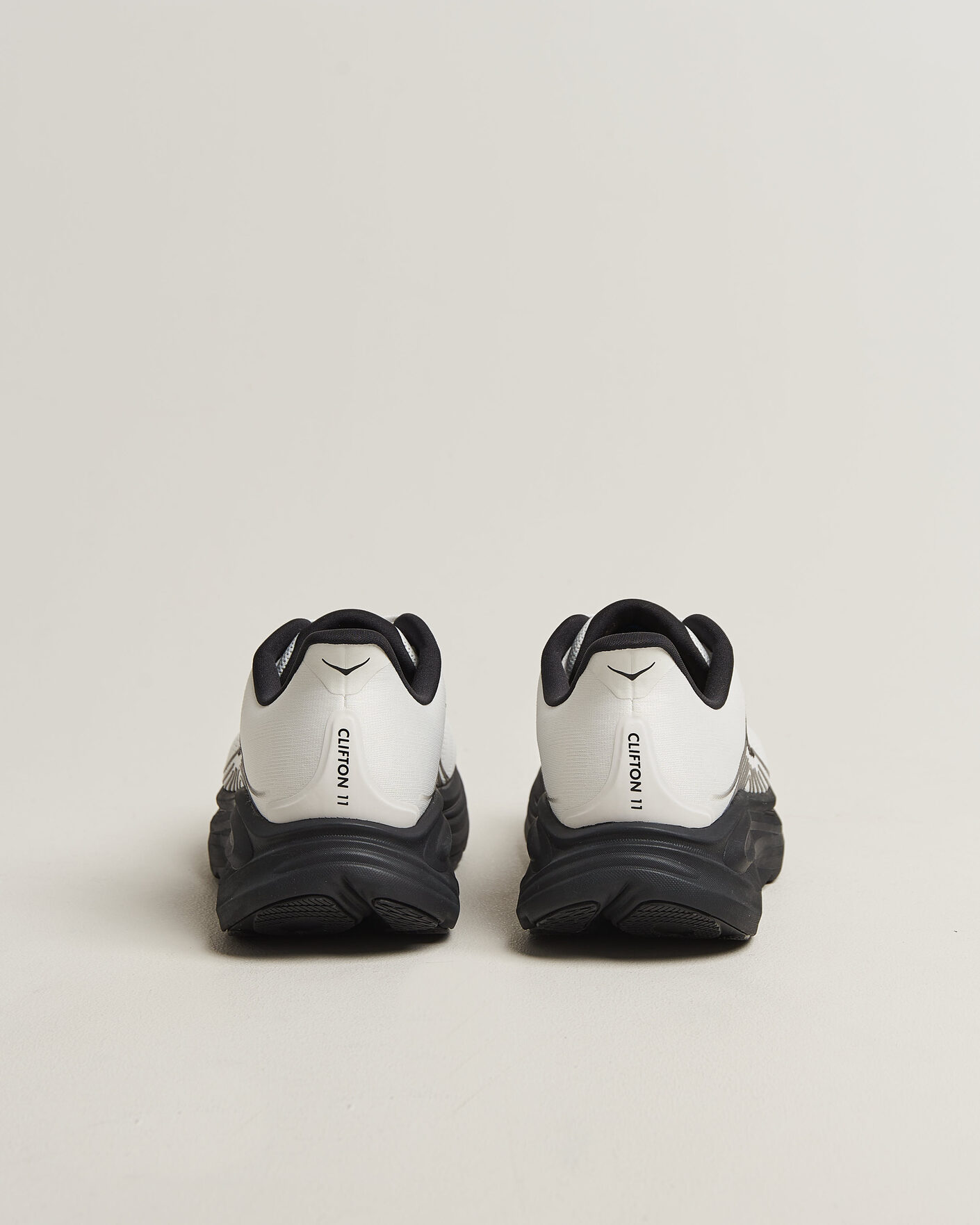 Herren | Runningsneakers | Hoka | Clifton 11 White/Black