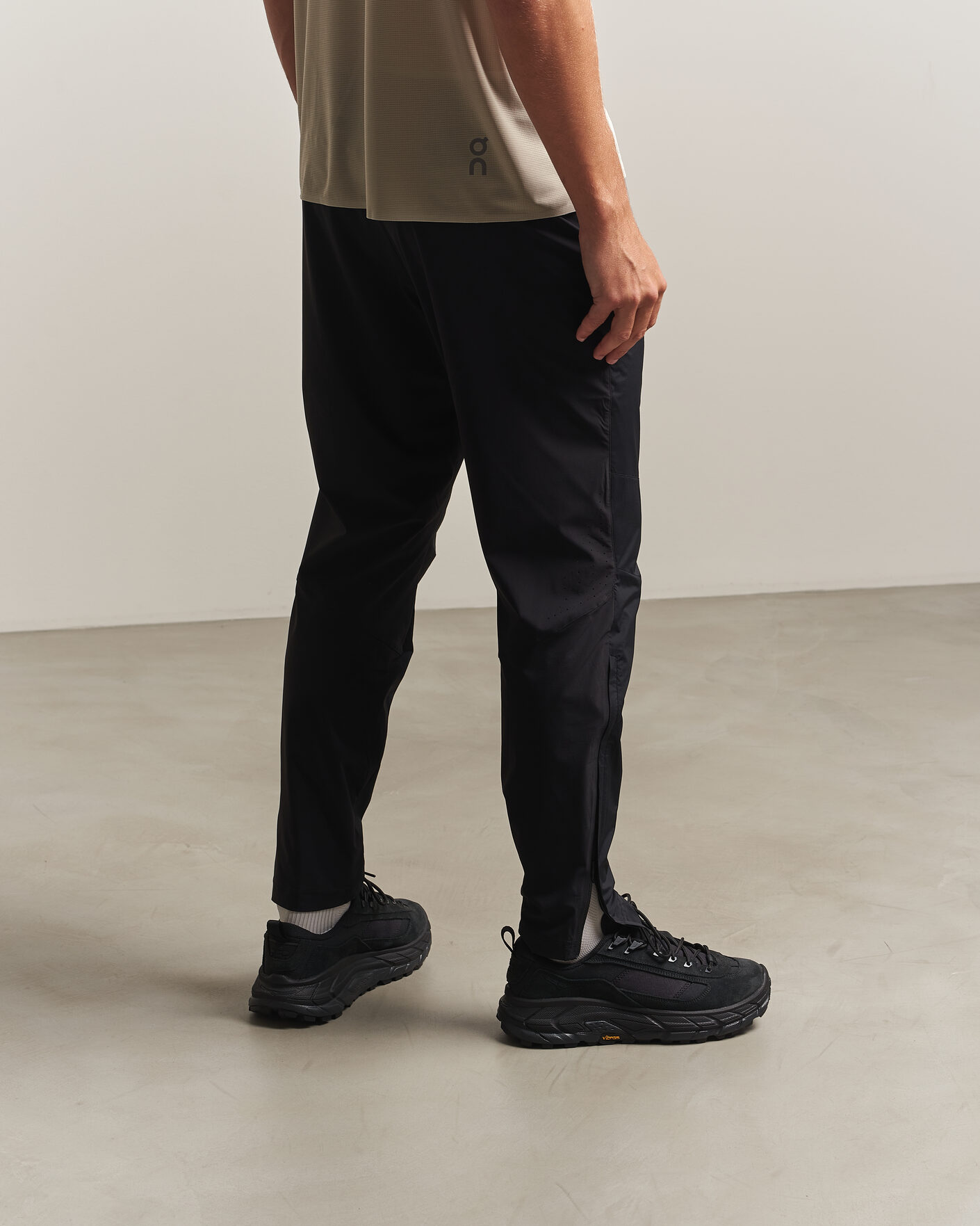 Herren |  | Hoka | Tor Summit Black