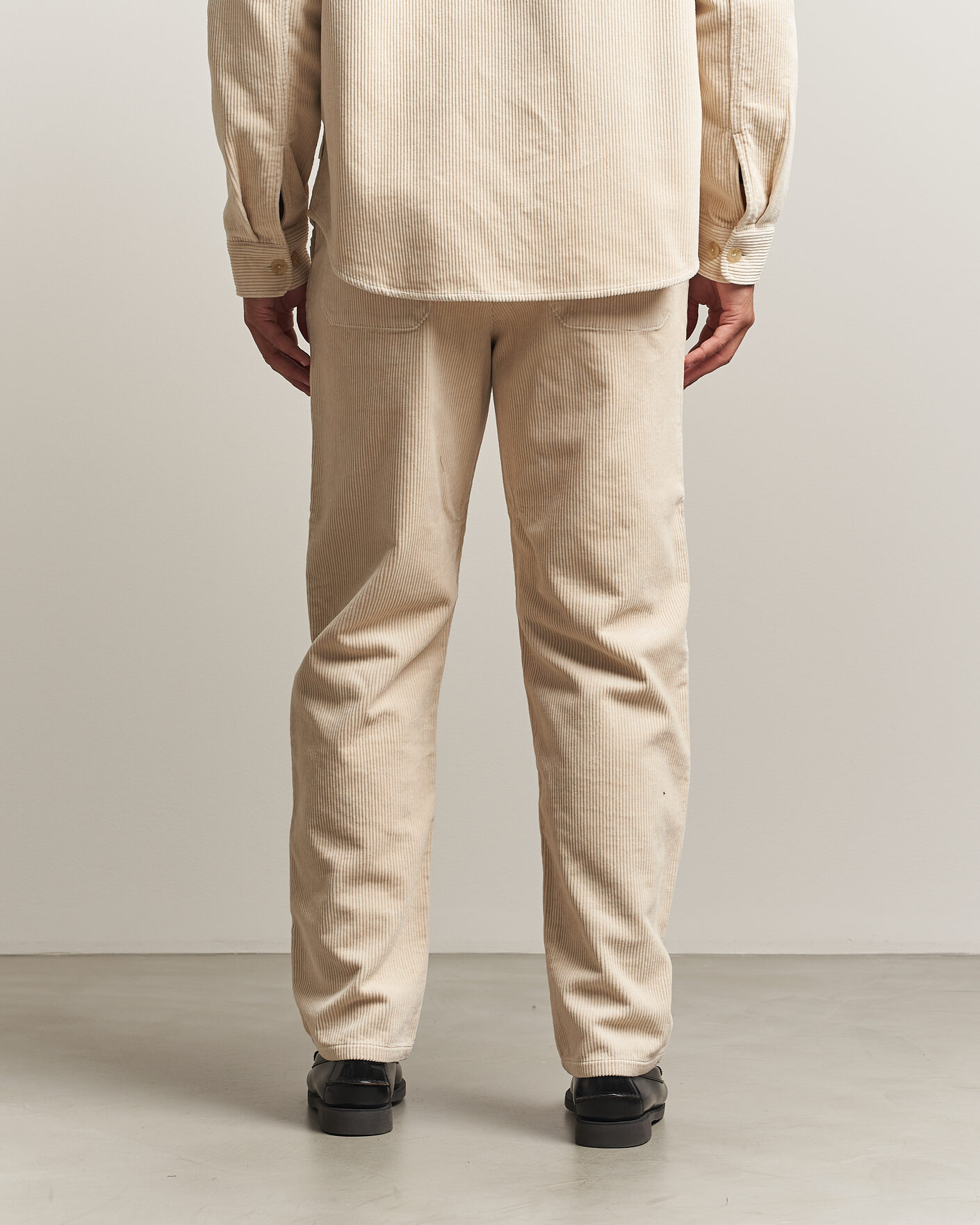 Herren | Hosen | LES DEUX | Corduroy Tapered Pants Ivory
