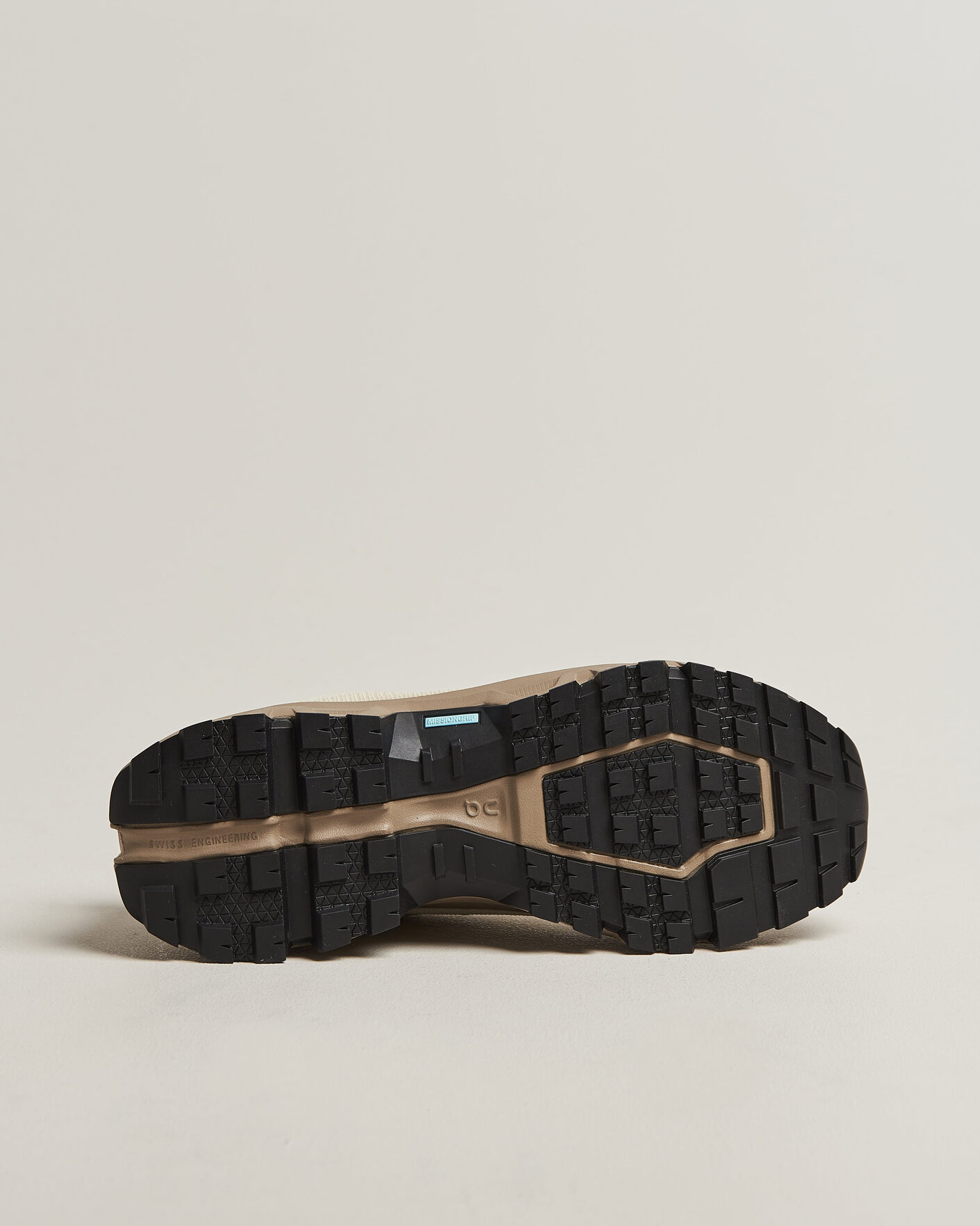 Herren | Trail Sneaker | On | Cloudrock Low Waterproof Grain/Soba
