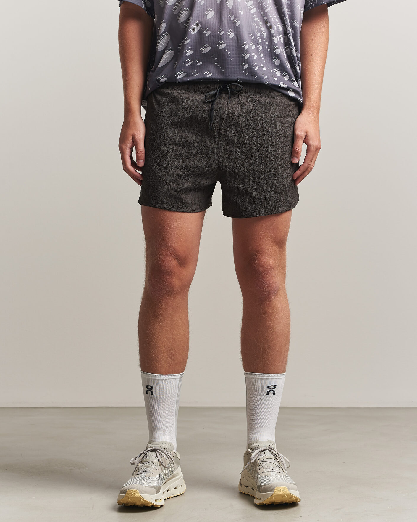Herren | Shorts | On | Performance Volt Shorts Espresso