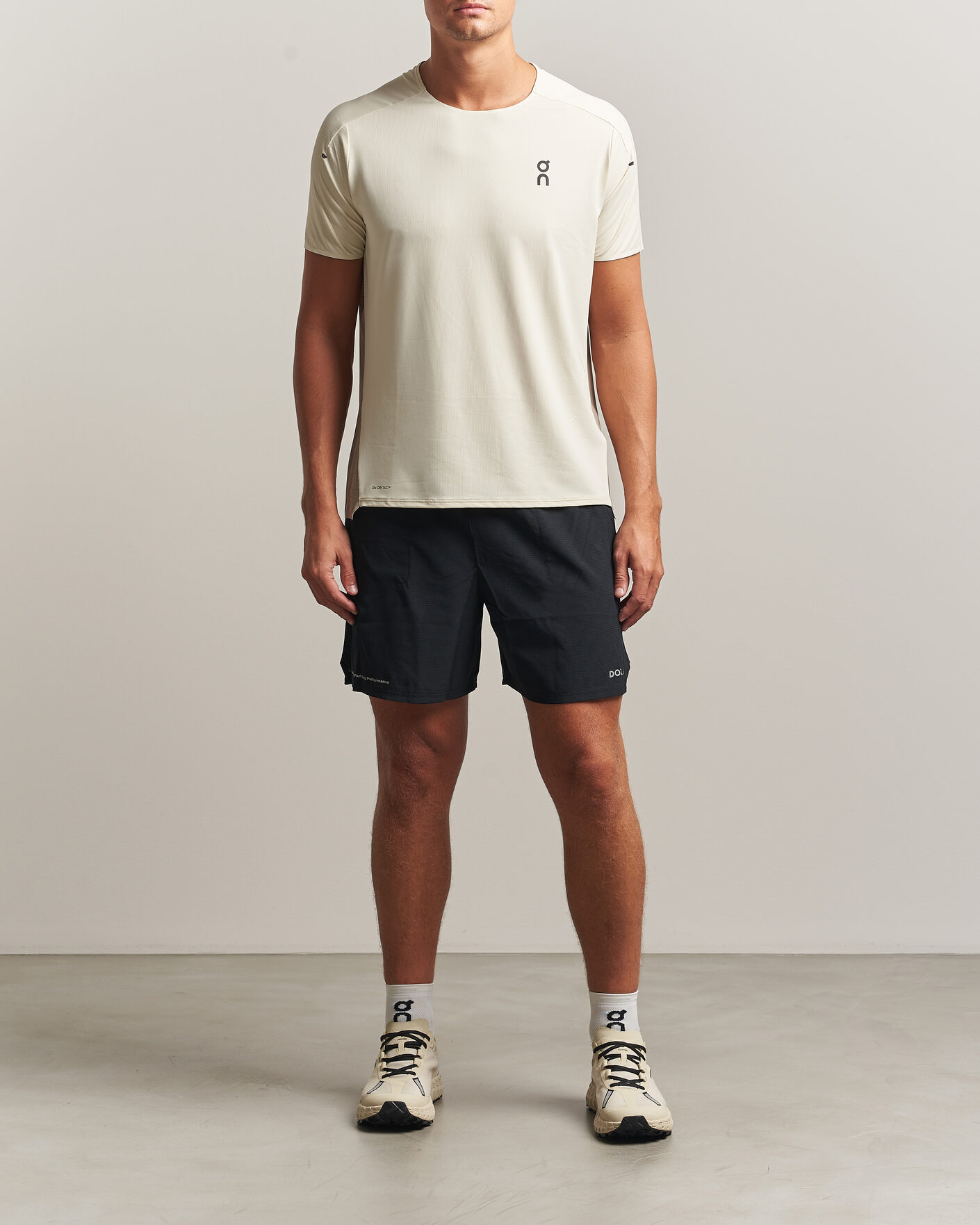 Herren | T-Shirts | On | Performance T-Shirt Hare/Brume
