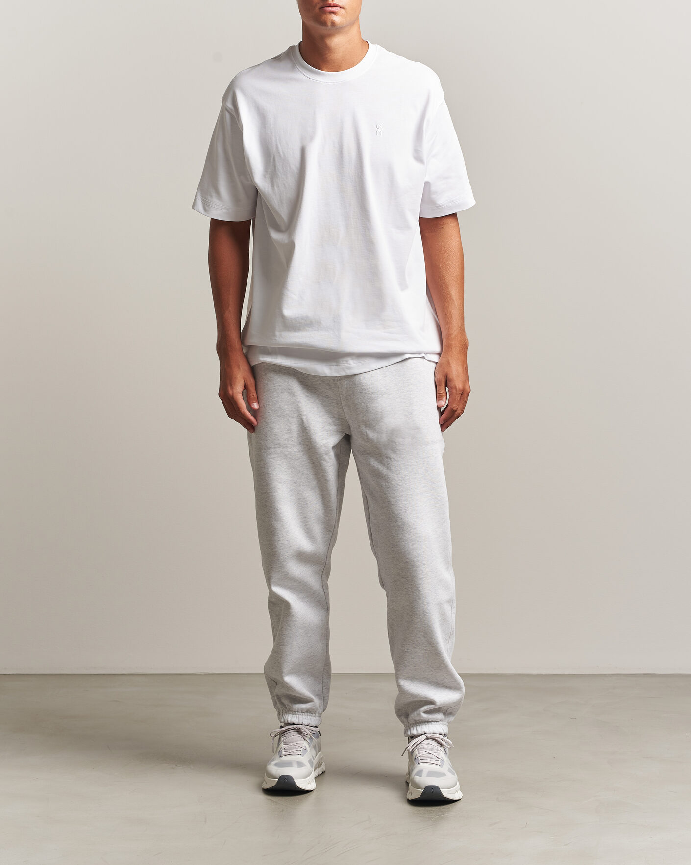 Herren | T-Shirts | On | Club Collective T-Shirt White