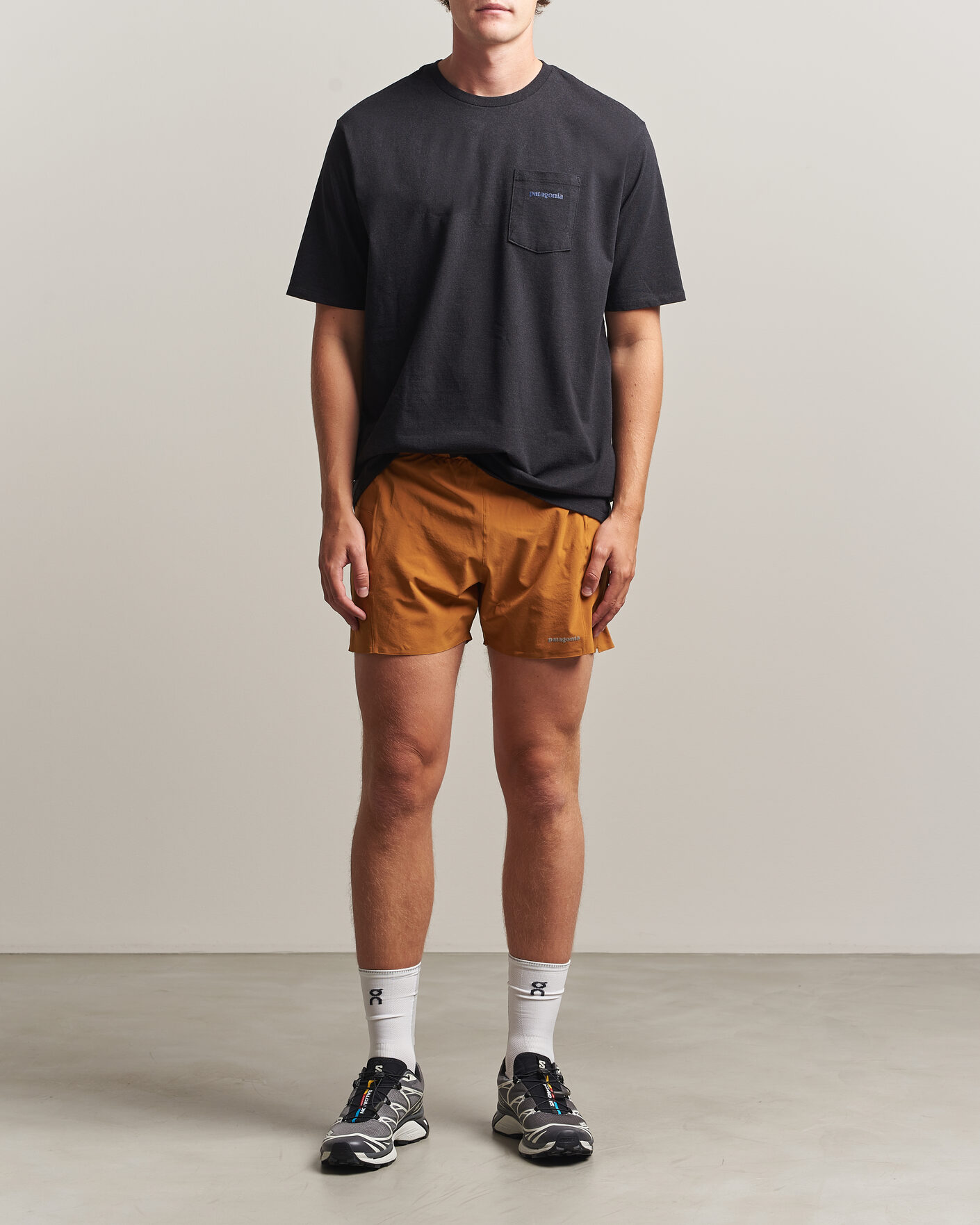 Herren | T-Shirts | Patagonia | Boardshort Logo Pocket Responsibili T-Shirt Ink Black