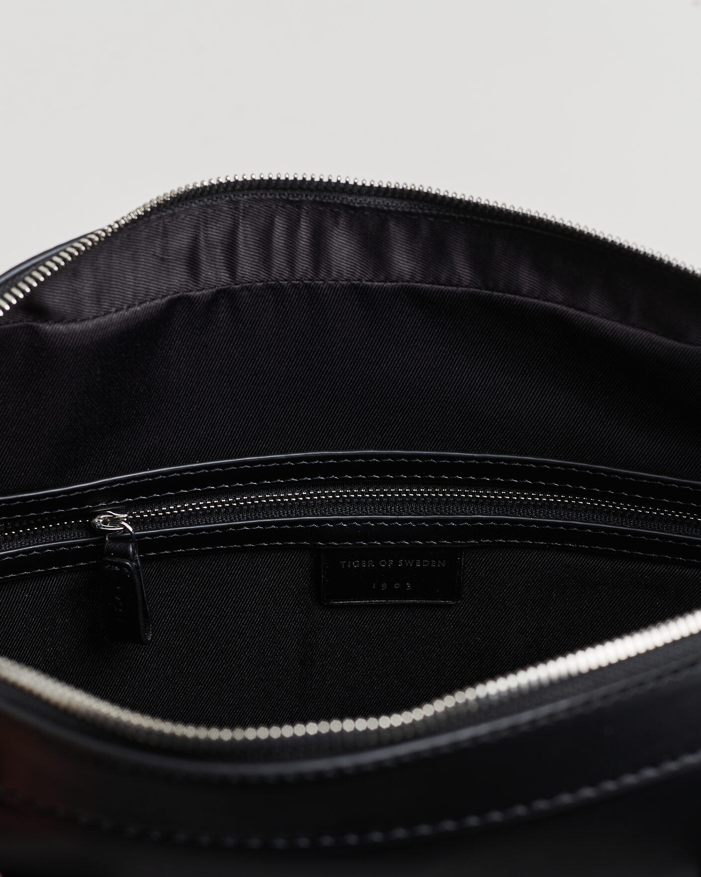 Herren | Taschen | Tiger of Sweden | Bosun Smooth Leather Briefcase Black