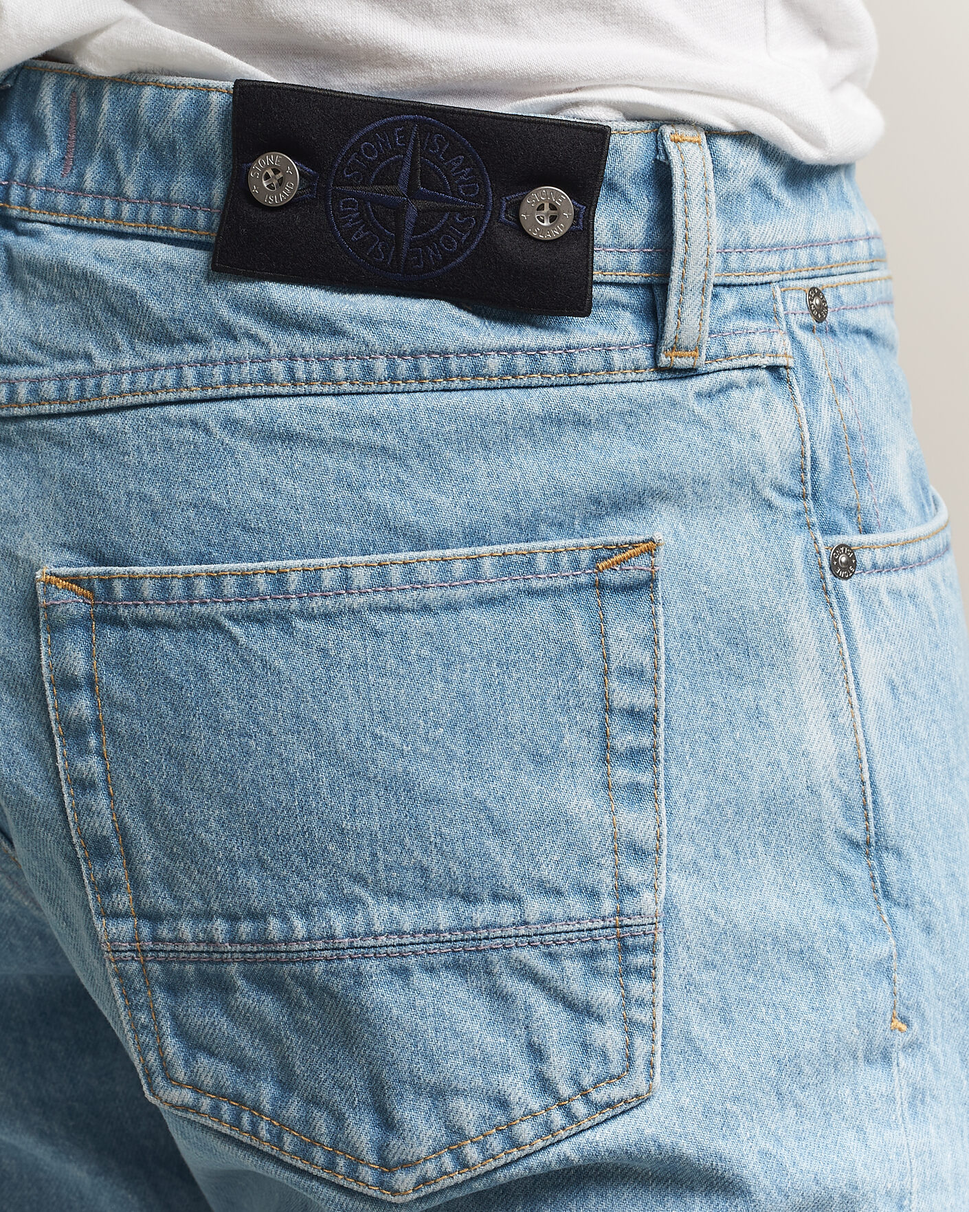 Herren | Jeans | Stone Island | Regular Straight Fit Indigo Jeans Blue Light Wash