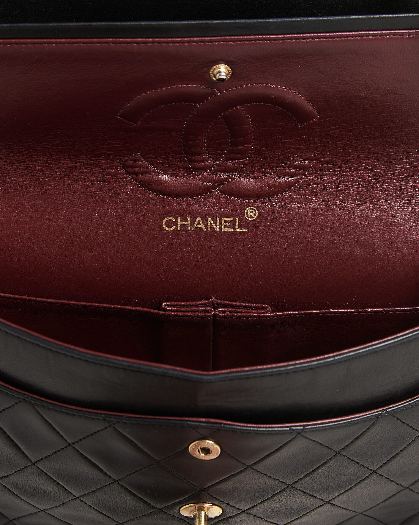 Herren | Pre-Owned & Vintage Bags | Chanel Pre-Owned | Classic Medium Double Flap Bag Lambskin Black