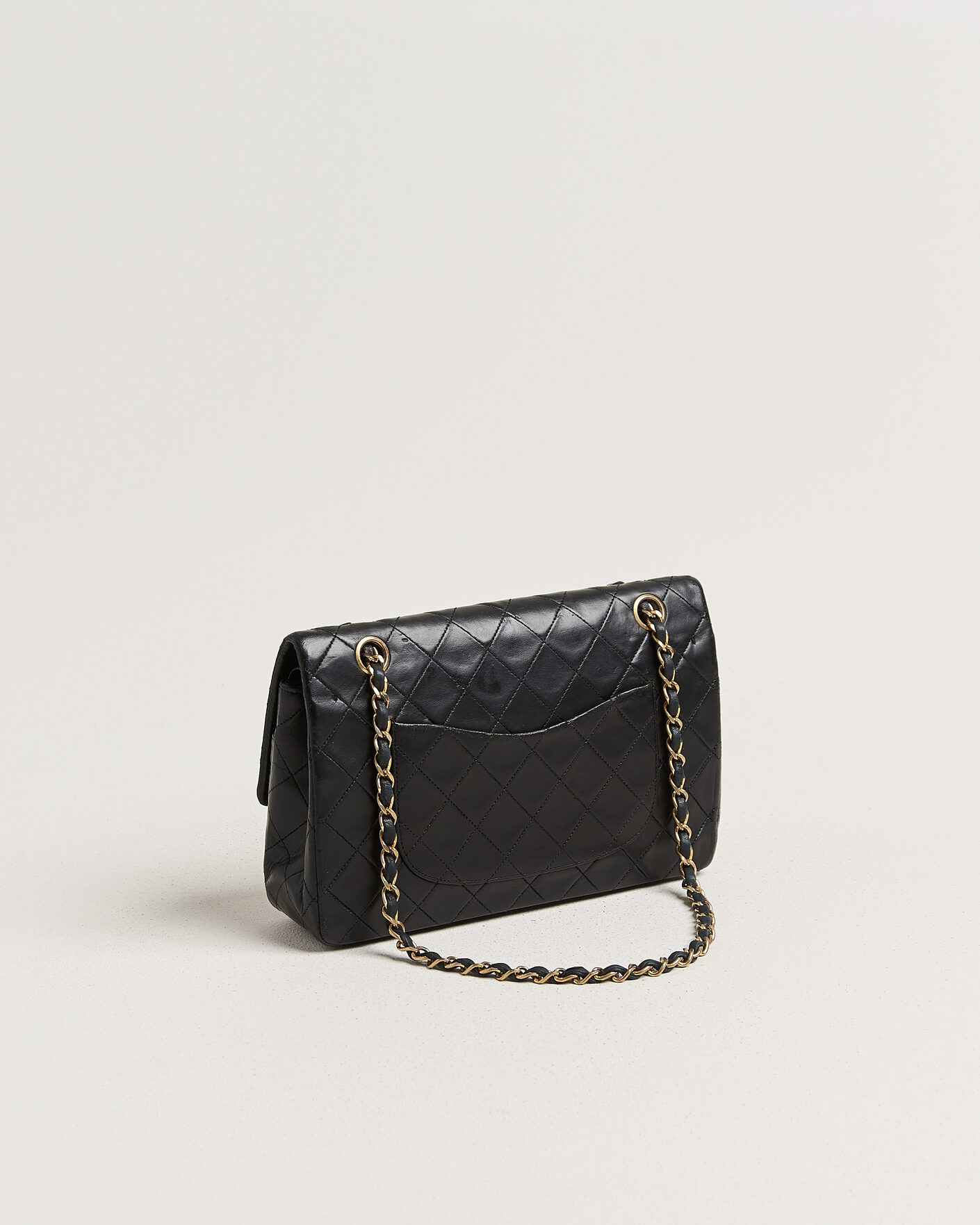 Herren | Pre-Owned & Vintage Bags | Chanel Pre-Owned | Classic Medium Double Flap Bag Lambskin Black
