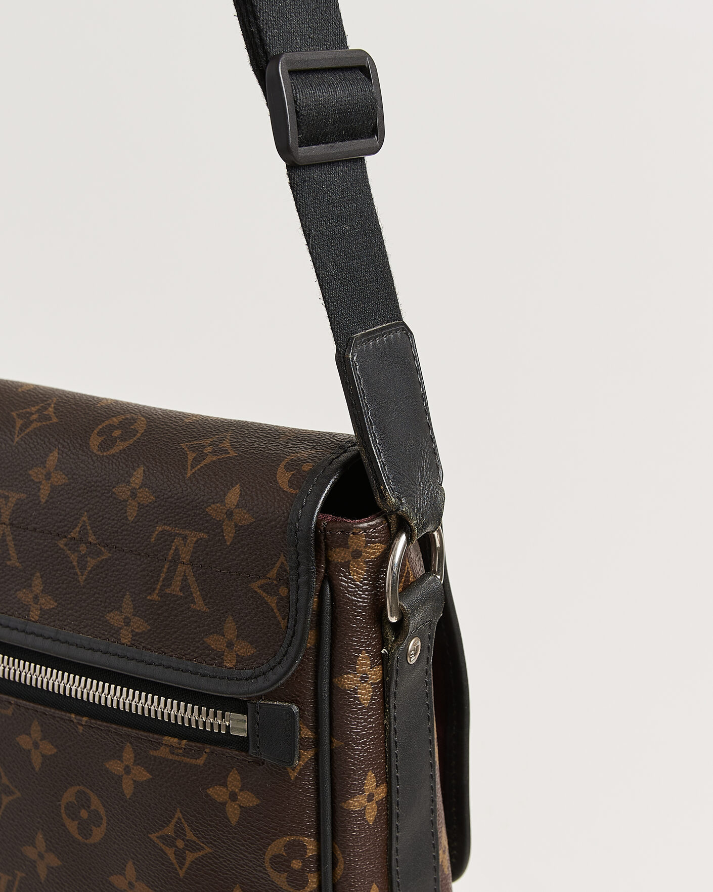 Herren | Pre-Owned & Vintage Bags | Louis Vuitton Pre-Owned | Abbesses Messenger Bag Monogram Macassar