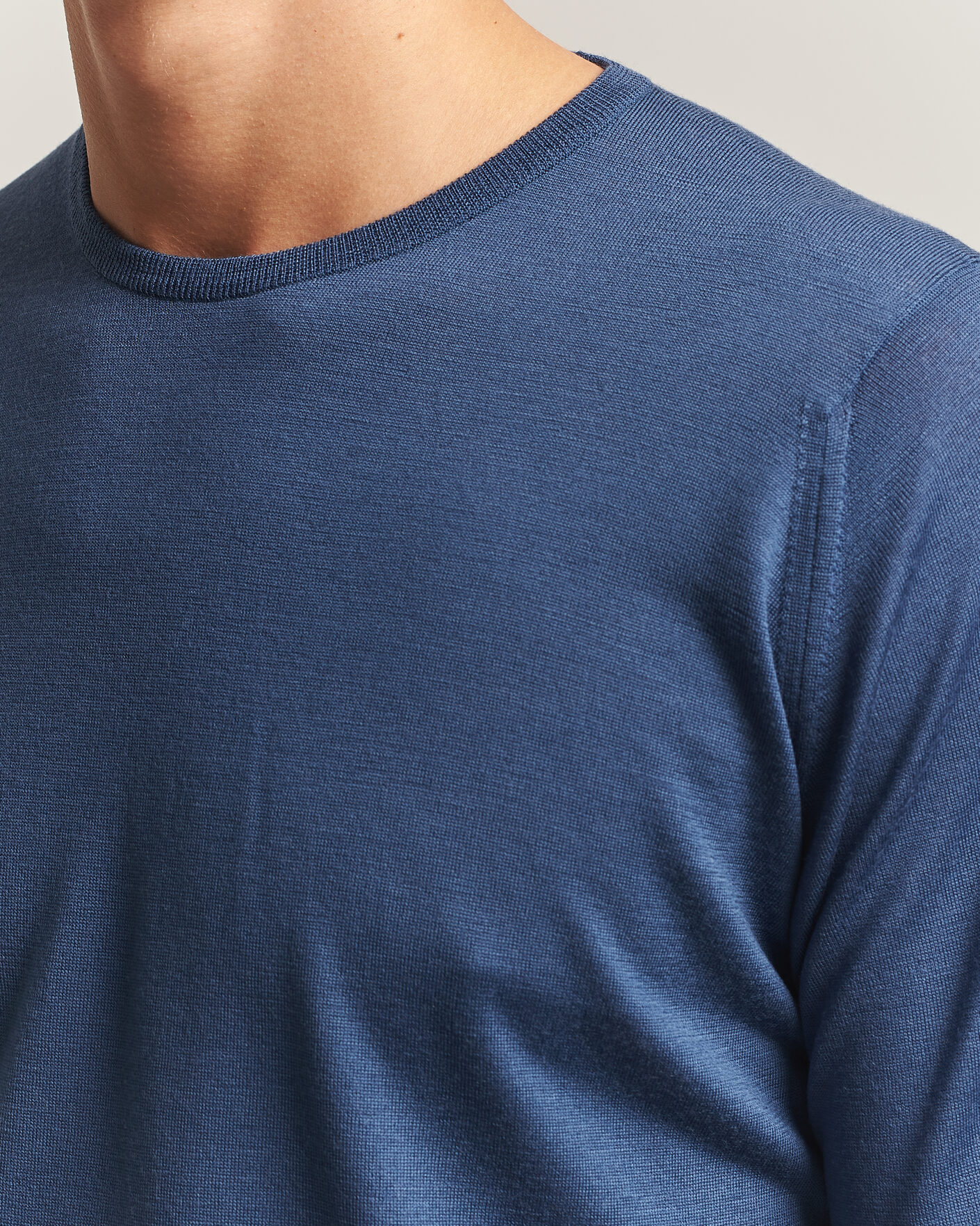 Herren | Pullover | John Smedley | Lundy Extra Fine Merino Crew Neck Teal Firth