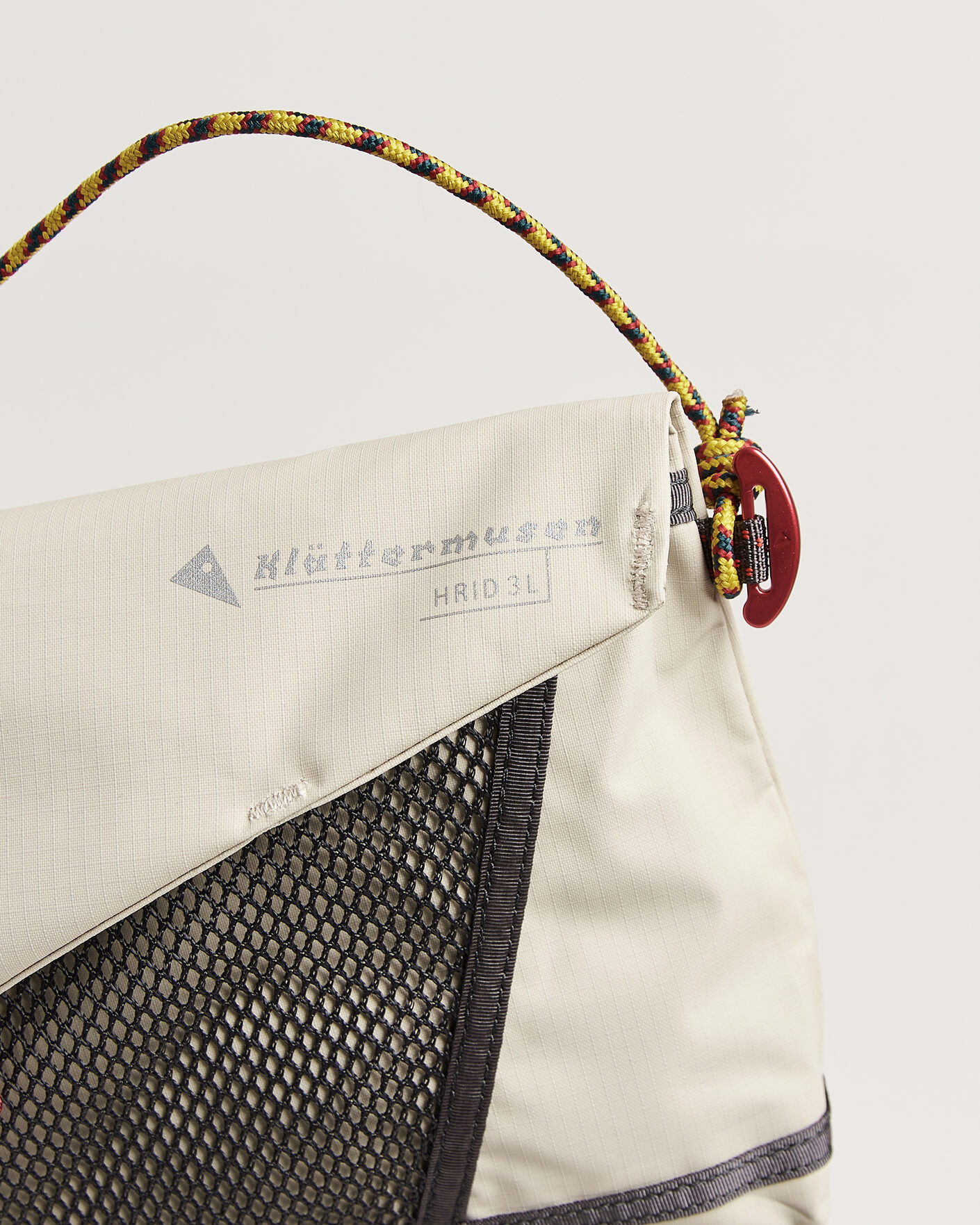 Herren | Taschen | Klättermusen | Hrid WP 3L Accessory Bag Silver Creme
