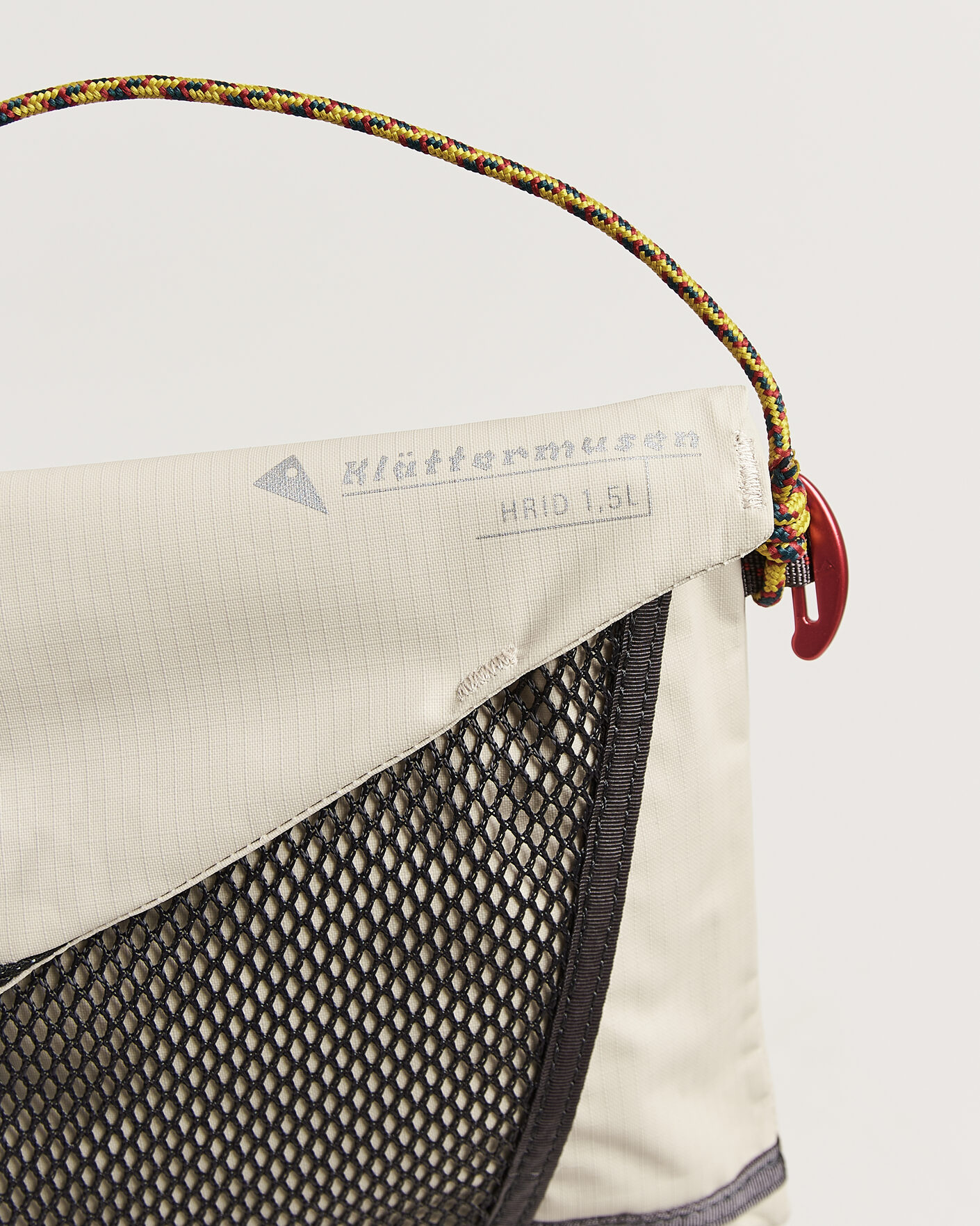 Herren | Taschen | Klättermusen | Hrid WP 1,5L Accessory Bag Silver Creme
