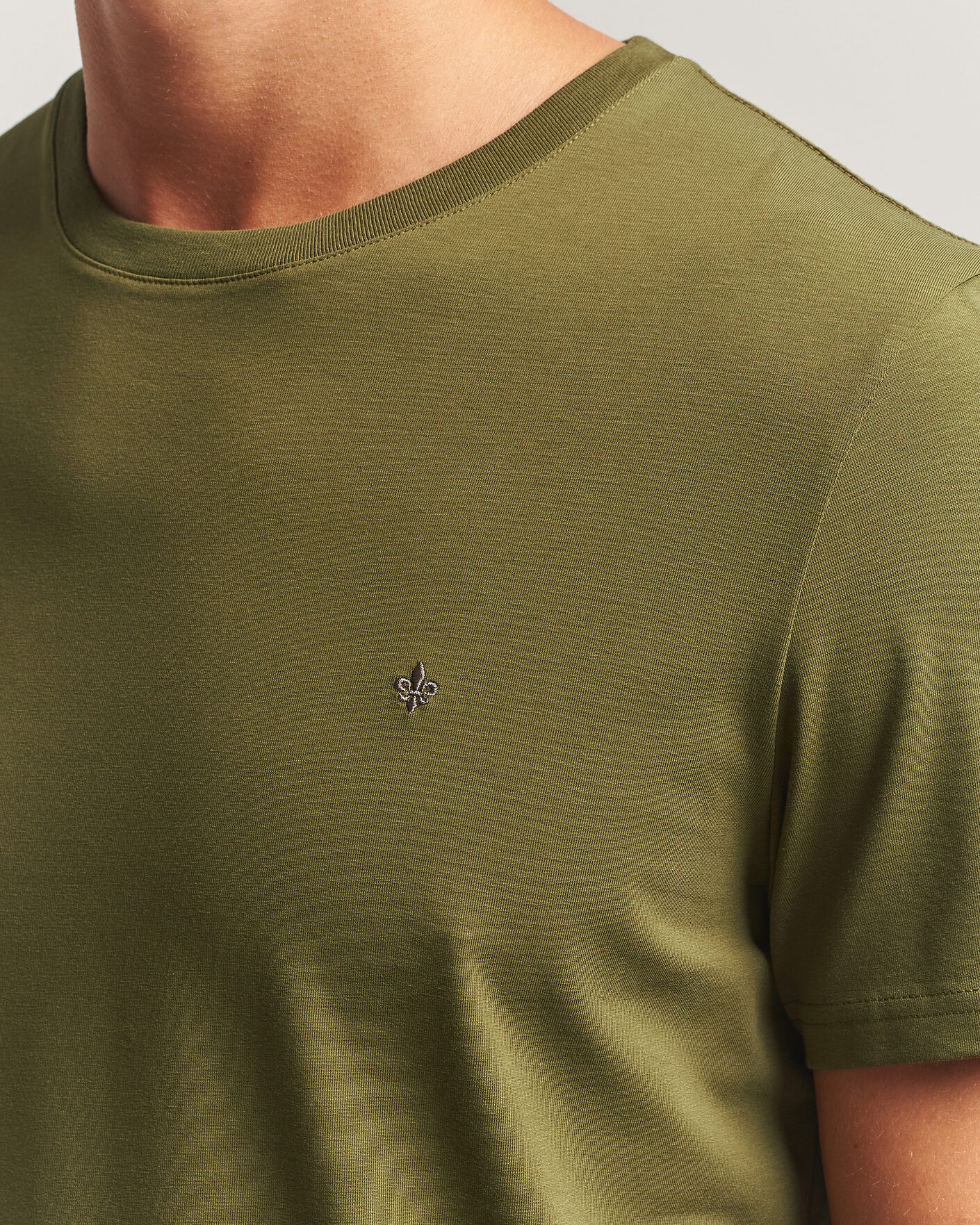 Herren | T-Shirts | Morris | James Crew Neck T-Shirt Olive