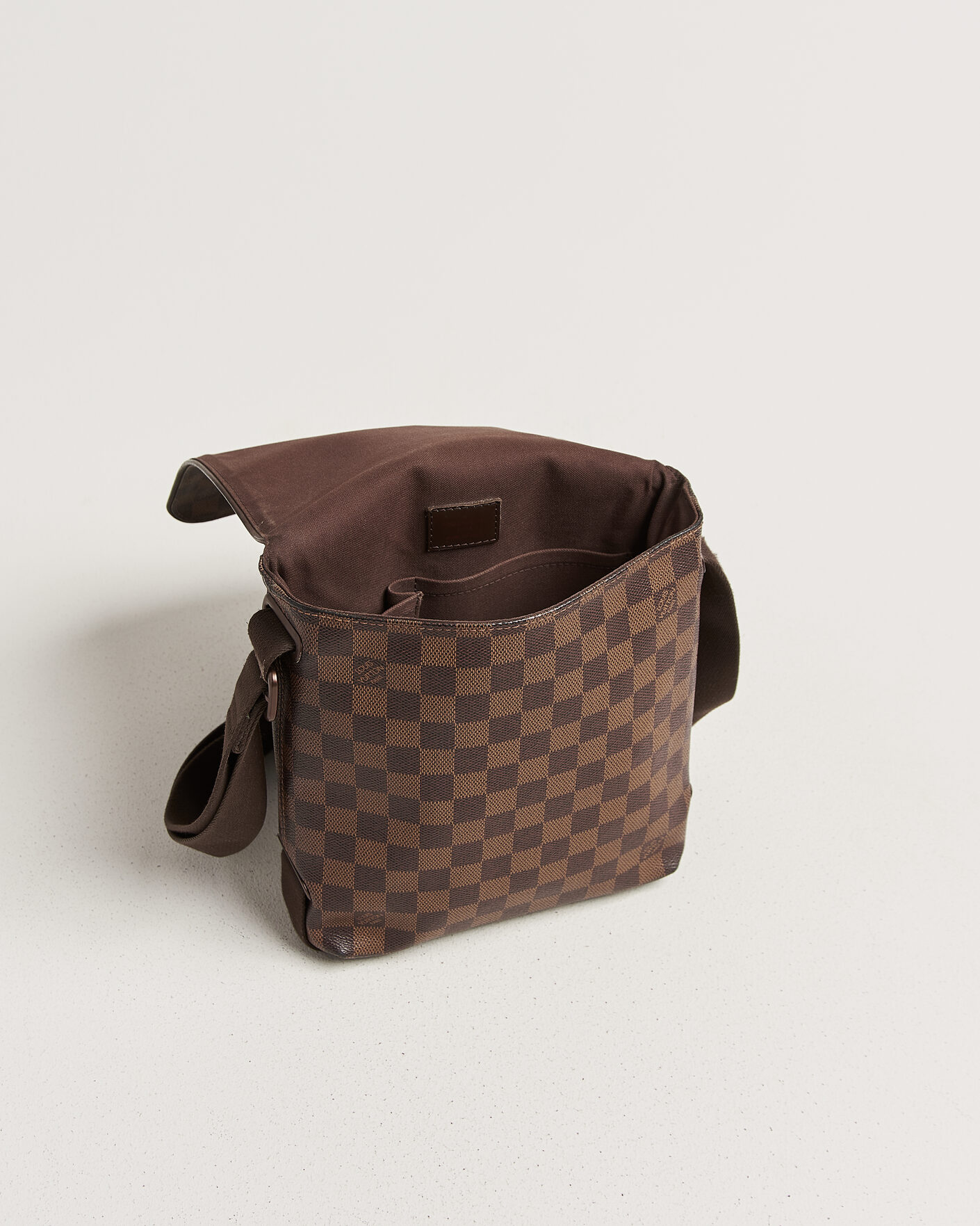 Herren | Pre-Owned & Vintage Bags | Louis Vuitton Pre-Owned | Crossbody Shoulder Bag Damier Ebene