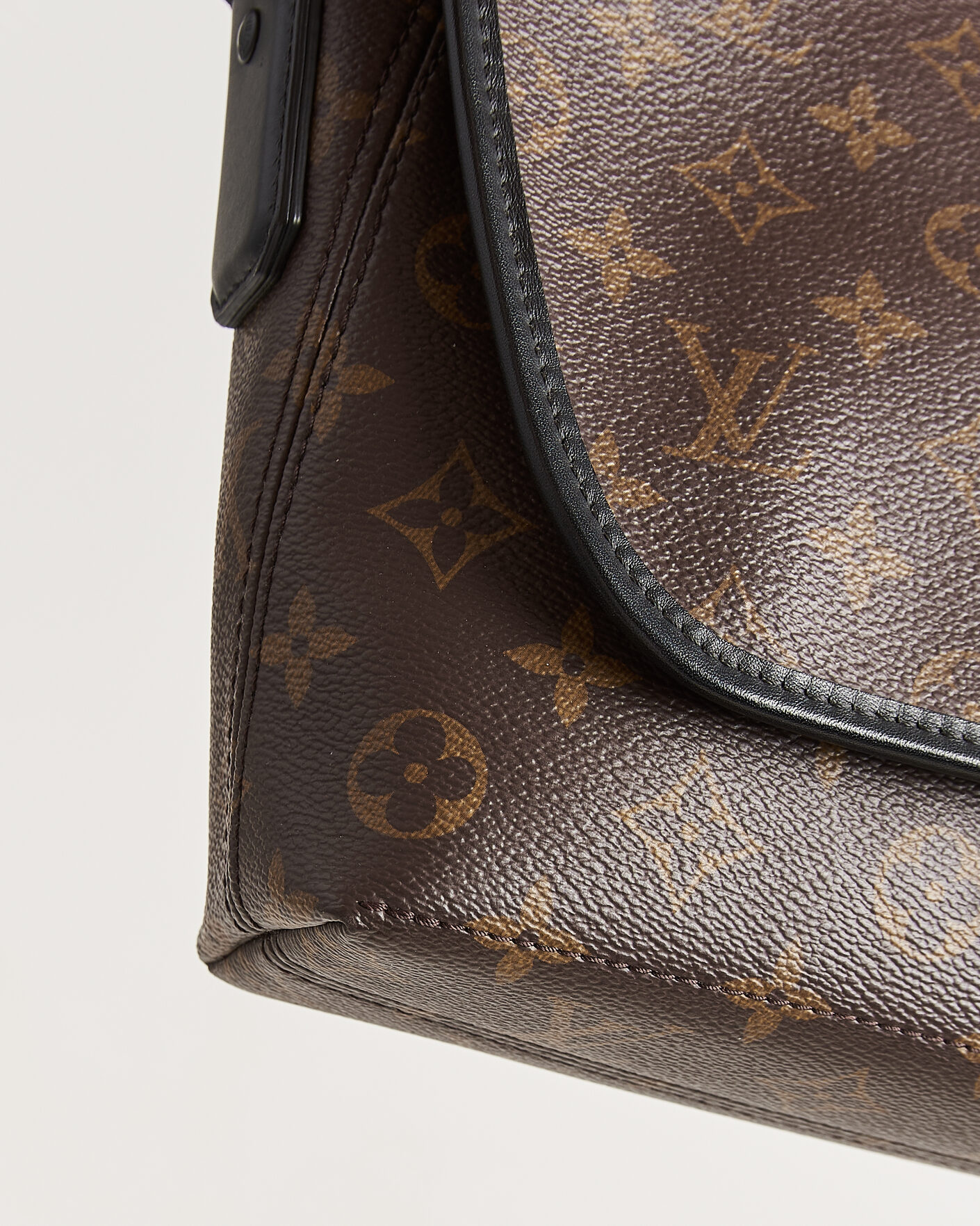 Herren | Pre-Owned & Vintage Bags | Louis Vuitton Pre-Owned | Messenger Bag Monogram Macassar