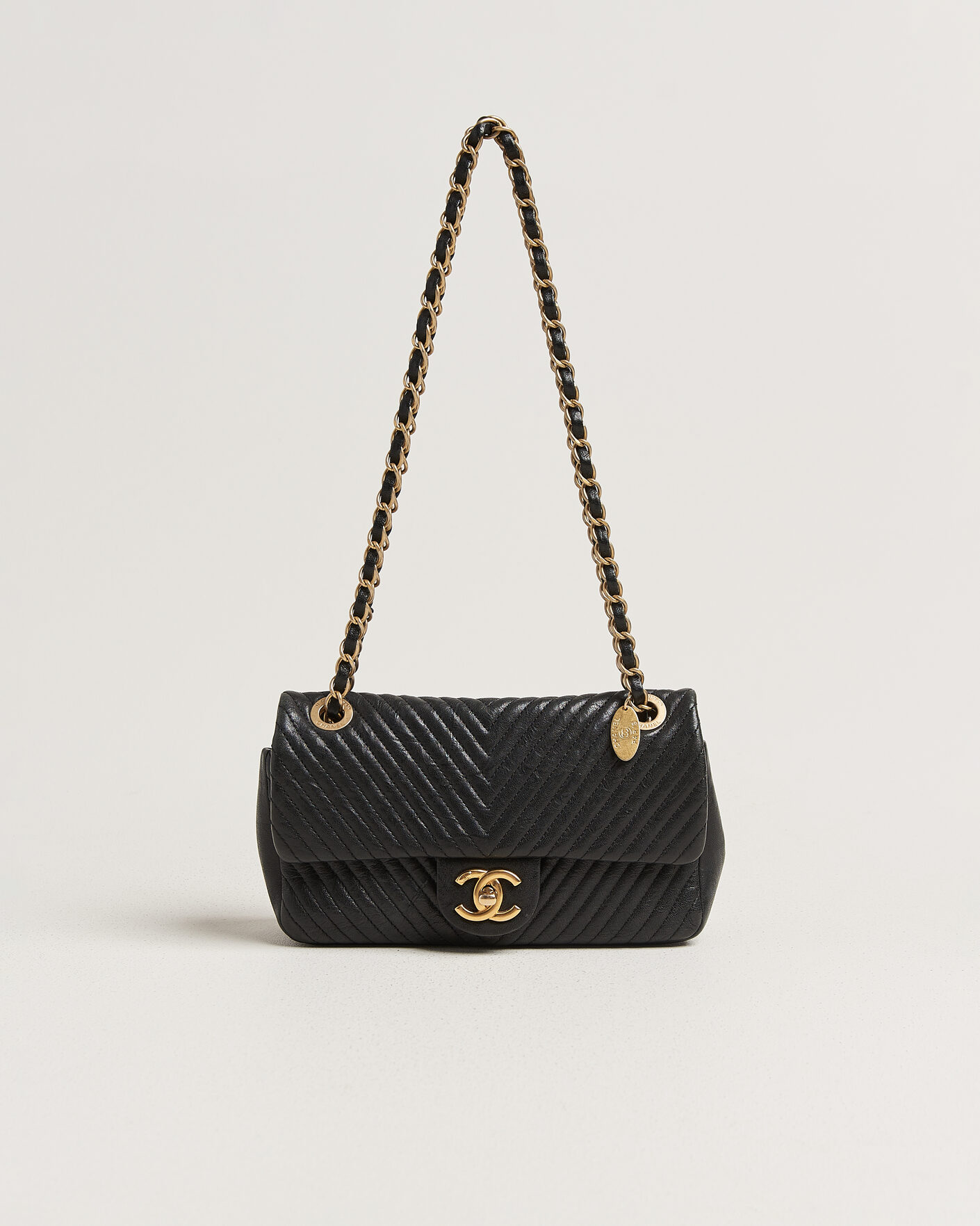Herren | Pre-Owned & Vintage Bags | Chanel Pre-Owned | Chevron Small Flap Bag Black