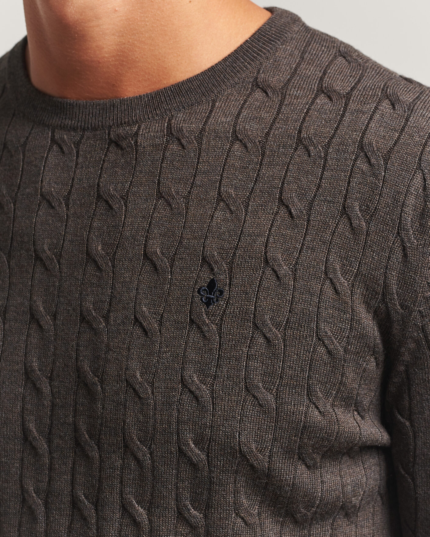 Herren | Pullover | Morris | Merino Cable O-Neck Brown