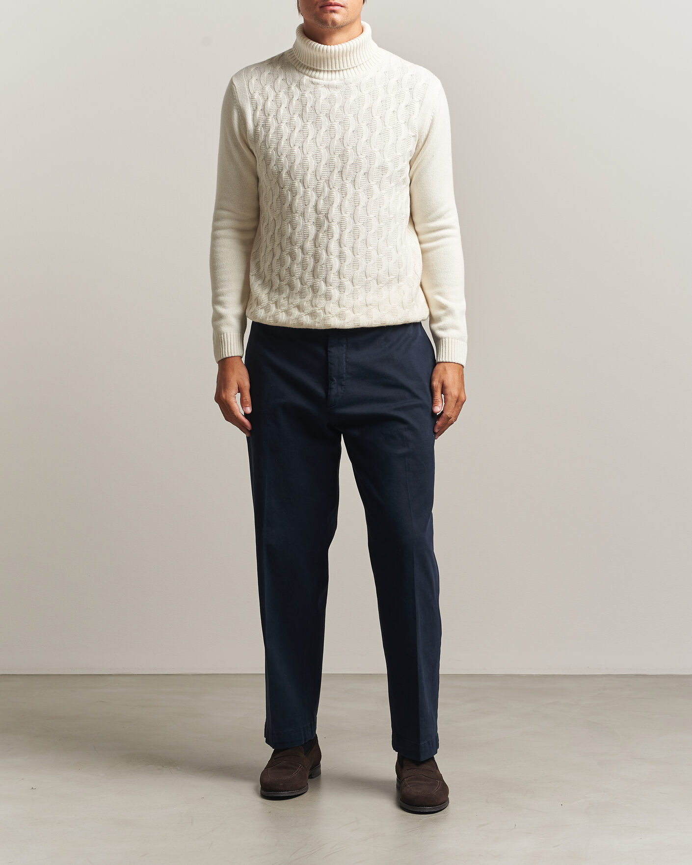 Herren | Pullover | Oscar Jacobson | Seppo Cable Knitted Rollneck White
