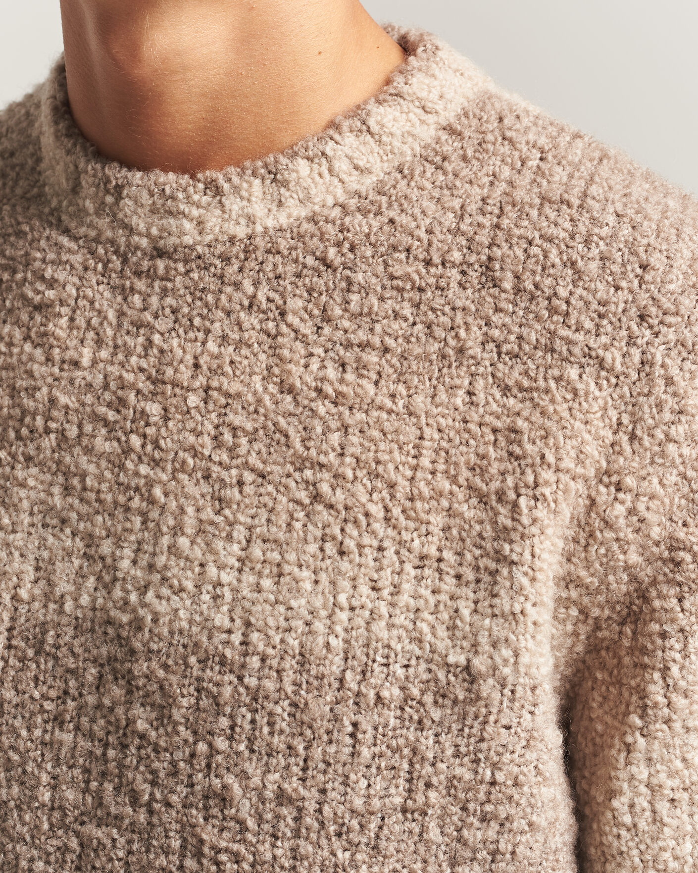 Herren | Pullover | Oscar Jacobson | Ronnie Heavy Knitted Wool Crewneck Beige
