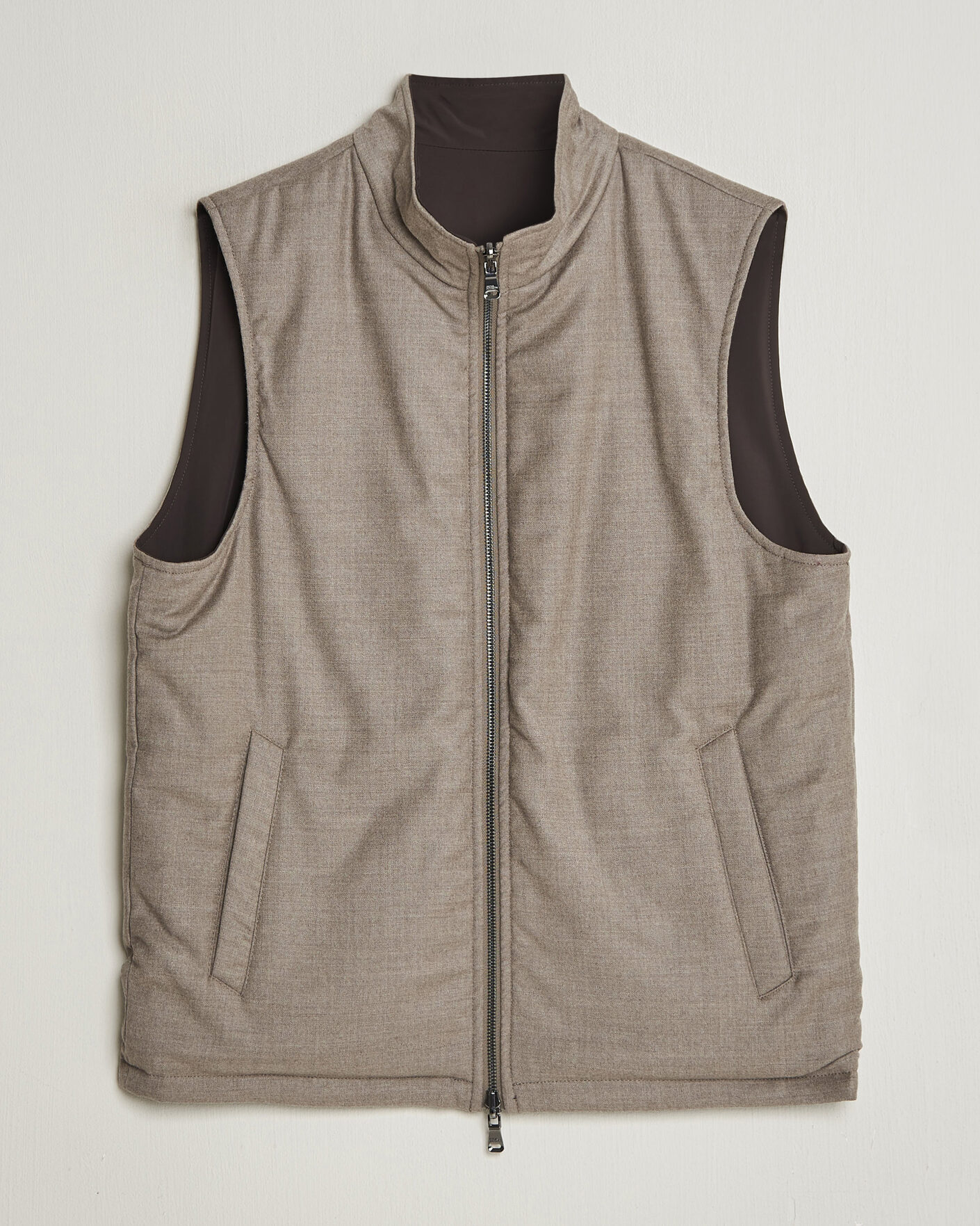 Herren | Westen | Oscar Jacobson | Nylon/Wool Reversible Vest Taupe