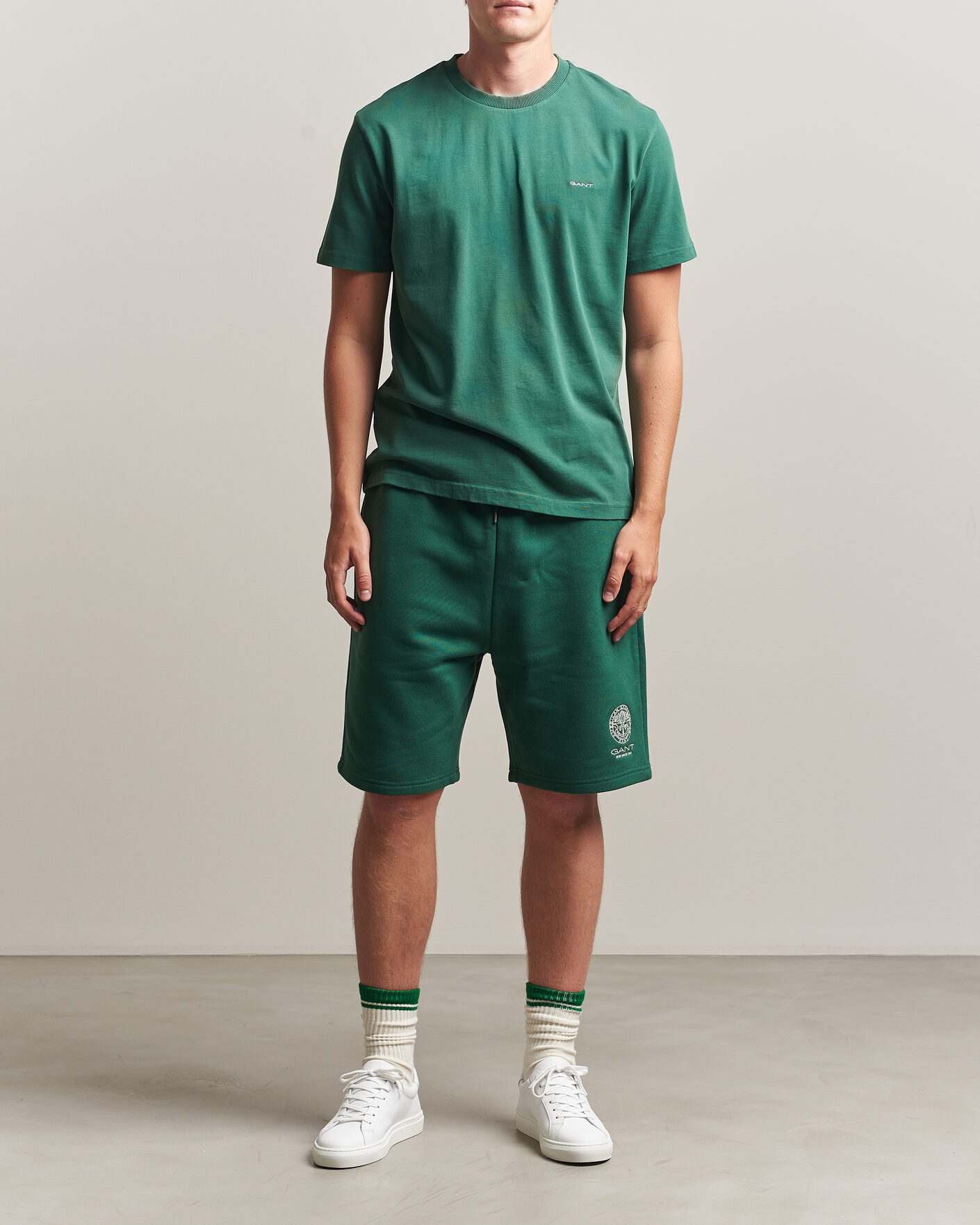 Herren | T-Shirts | Gant | Tournament Crew Neck T-Shirt Green