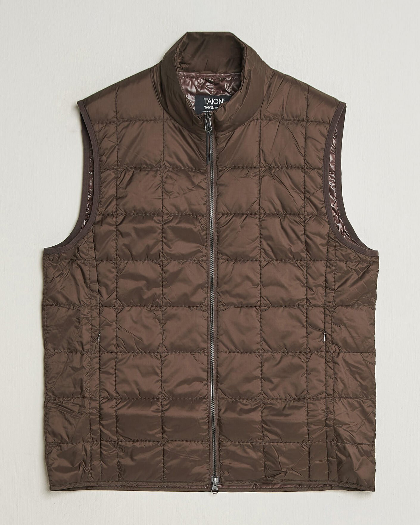 Herren | Westen | TAION | High Neck Full Zip Lightweight Down Vest Dark Choco