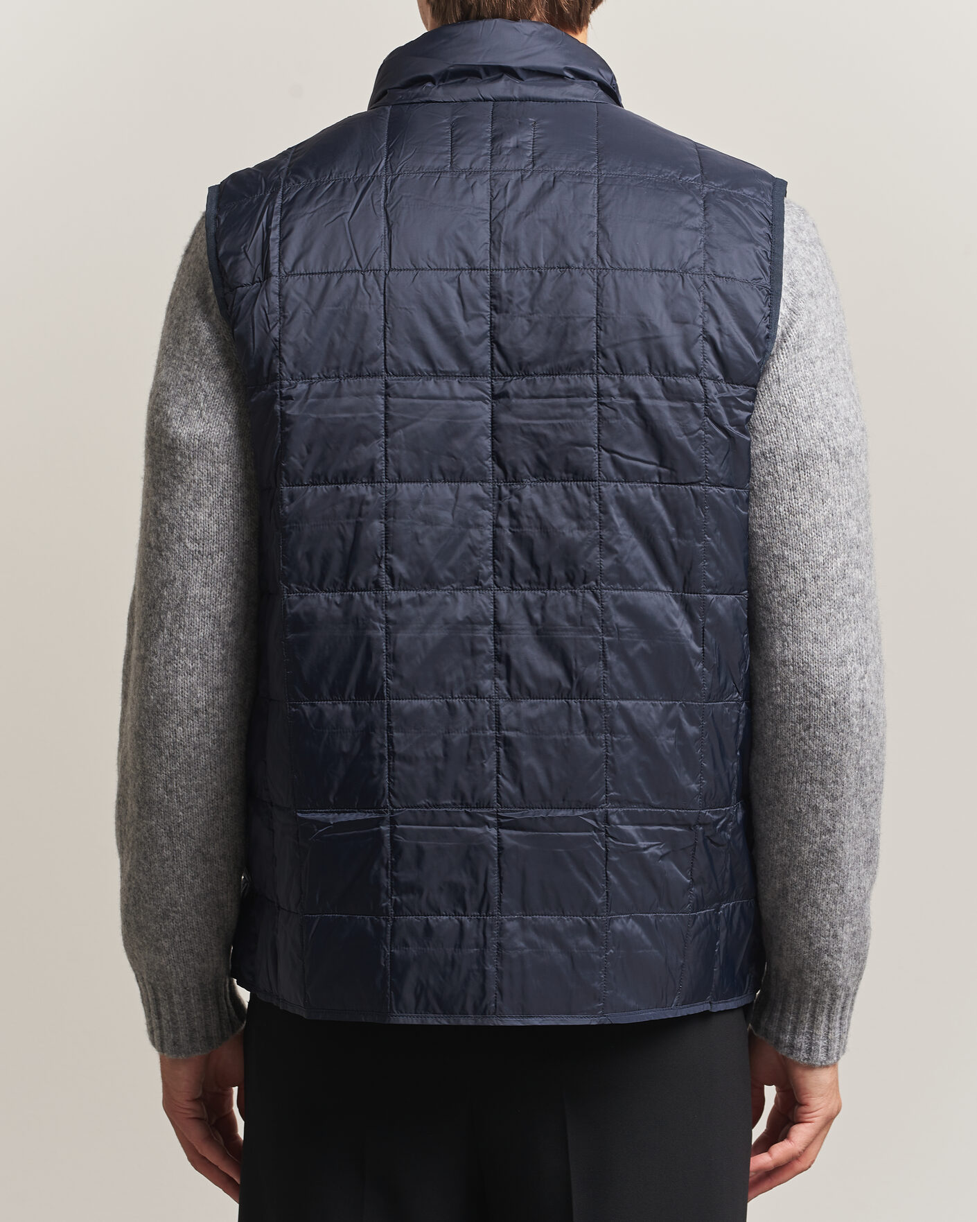 Herren | Westen | TAION | High Neck Full Zip Lightweight Down Vest Dark Navy