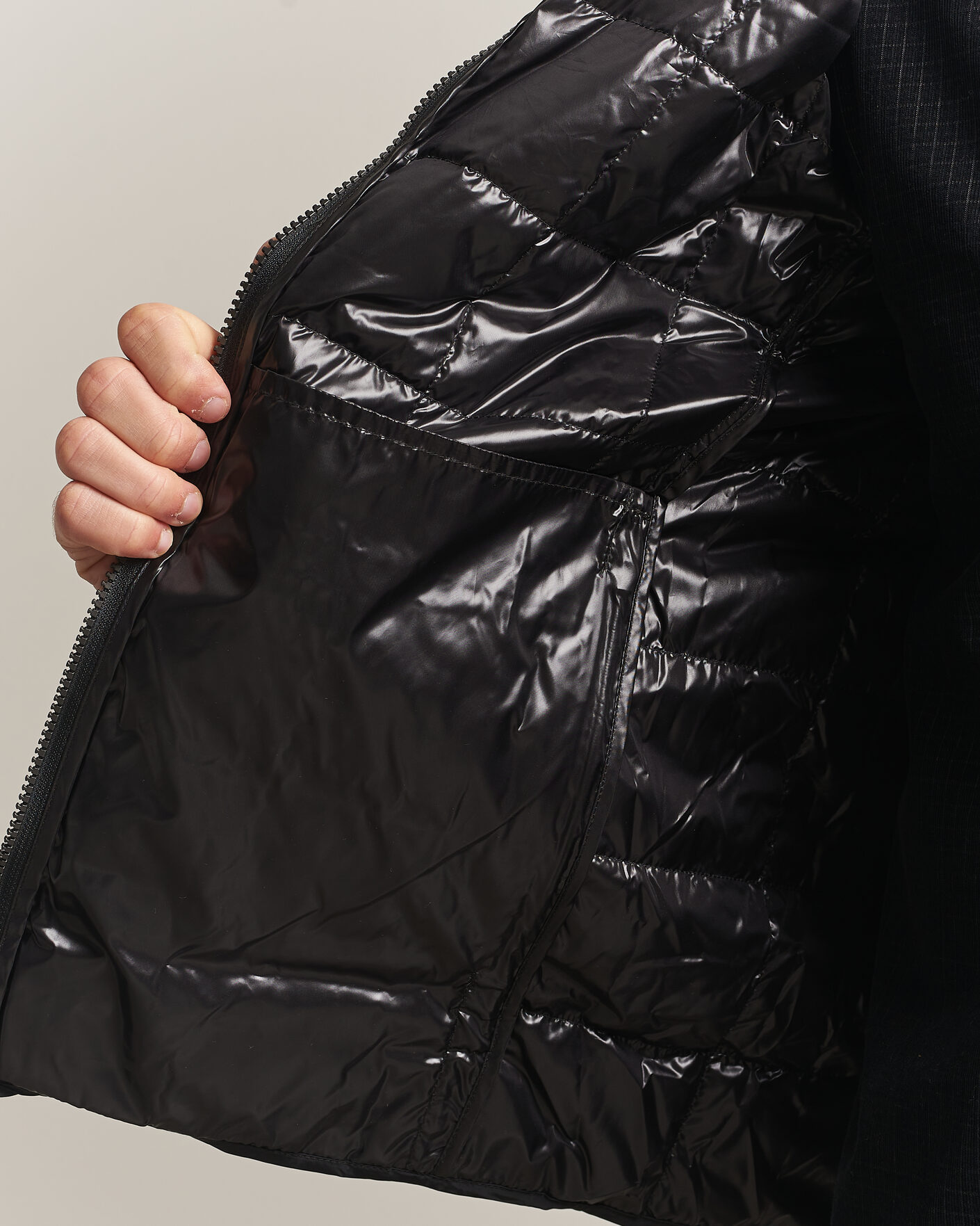 Herren | Jacken | TAION | High Neck Full Zip Lightweight Down Jacket Black