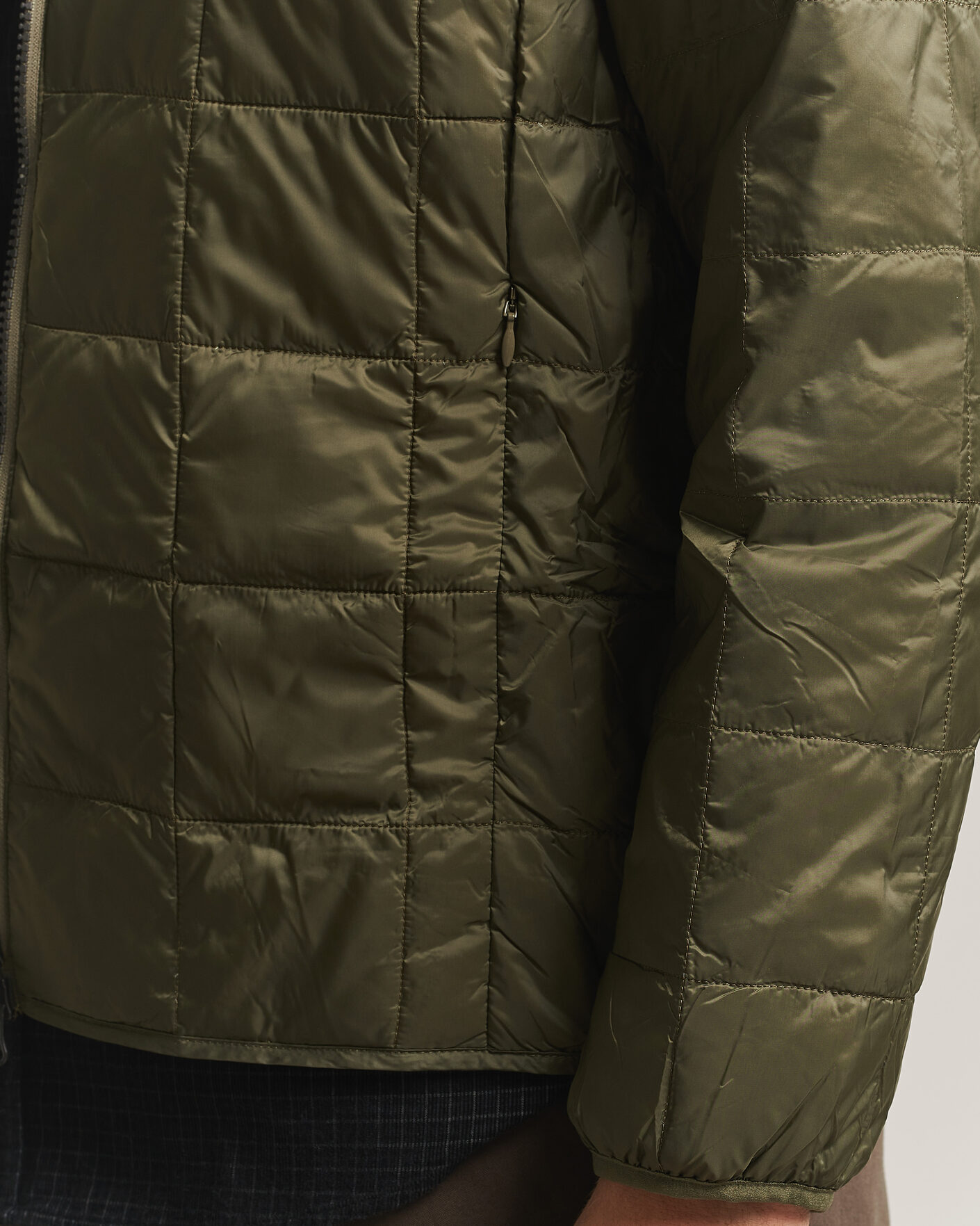 Herren | Jacken | TAION | High Neck Full Zip Lightweight Down Jacket Dark Olive