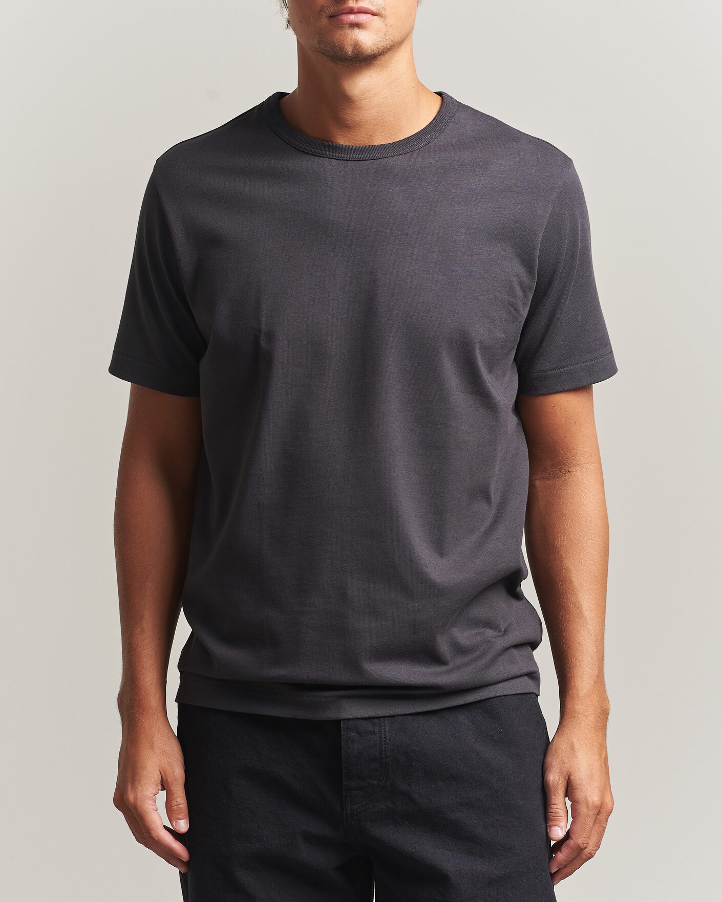 Herren | T-Shirts | Merz b. Schwanen | Classic Fit Sturdy Loopwheeled T-Shirt Charcoal