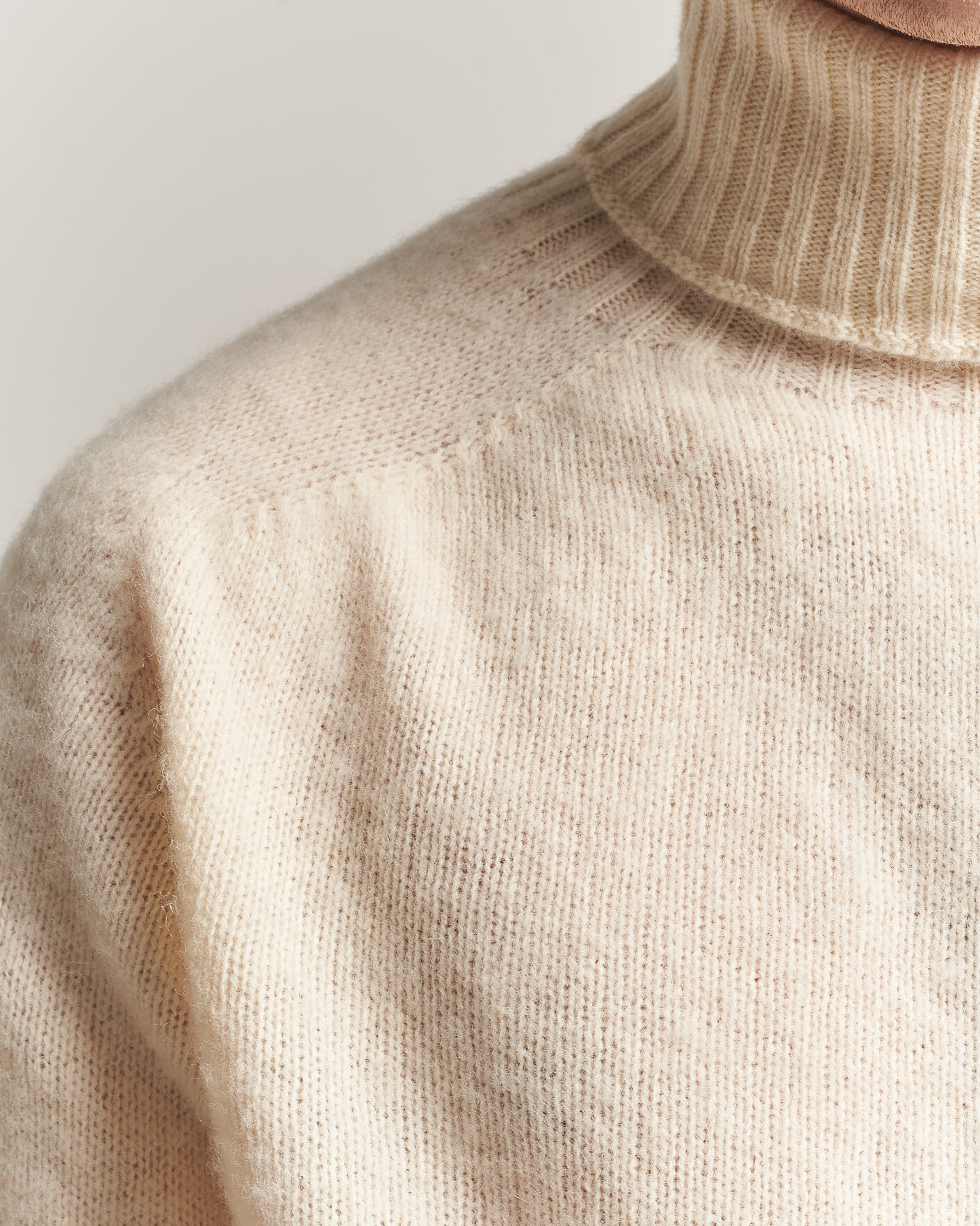 Herren | Pullover | Harley Of Scotland | Brushed Supersoft Lambswool Rollneck Vanilla
