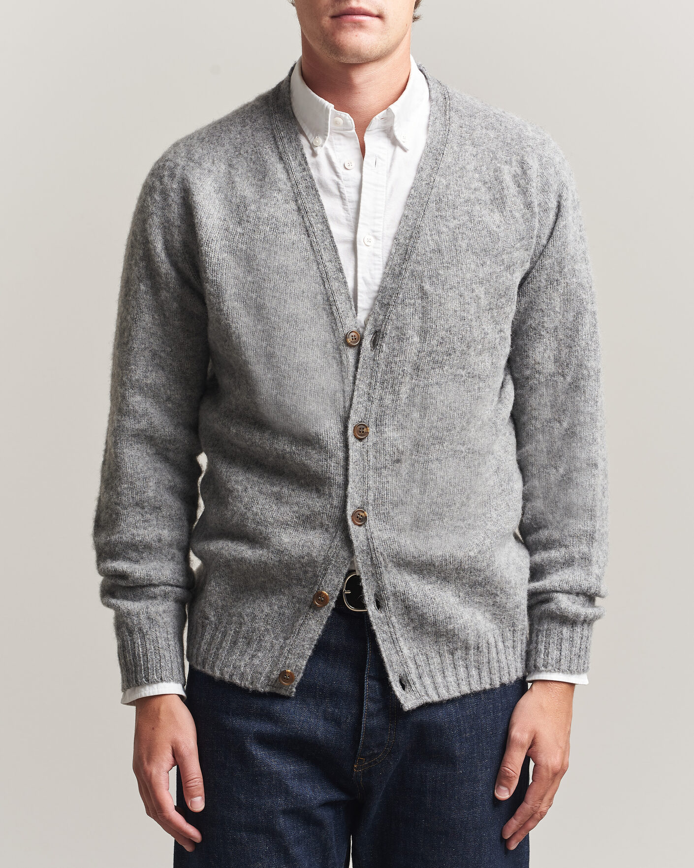 Herren | Pullover | Harley Of Scotland | Brushed Supersoft Lambswool Cardigan Mid Grey